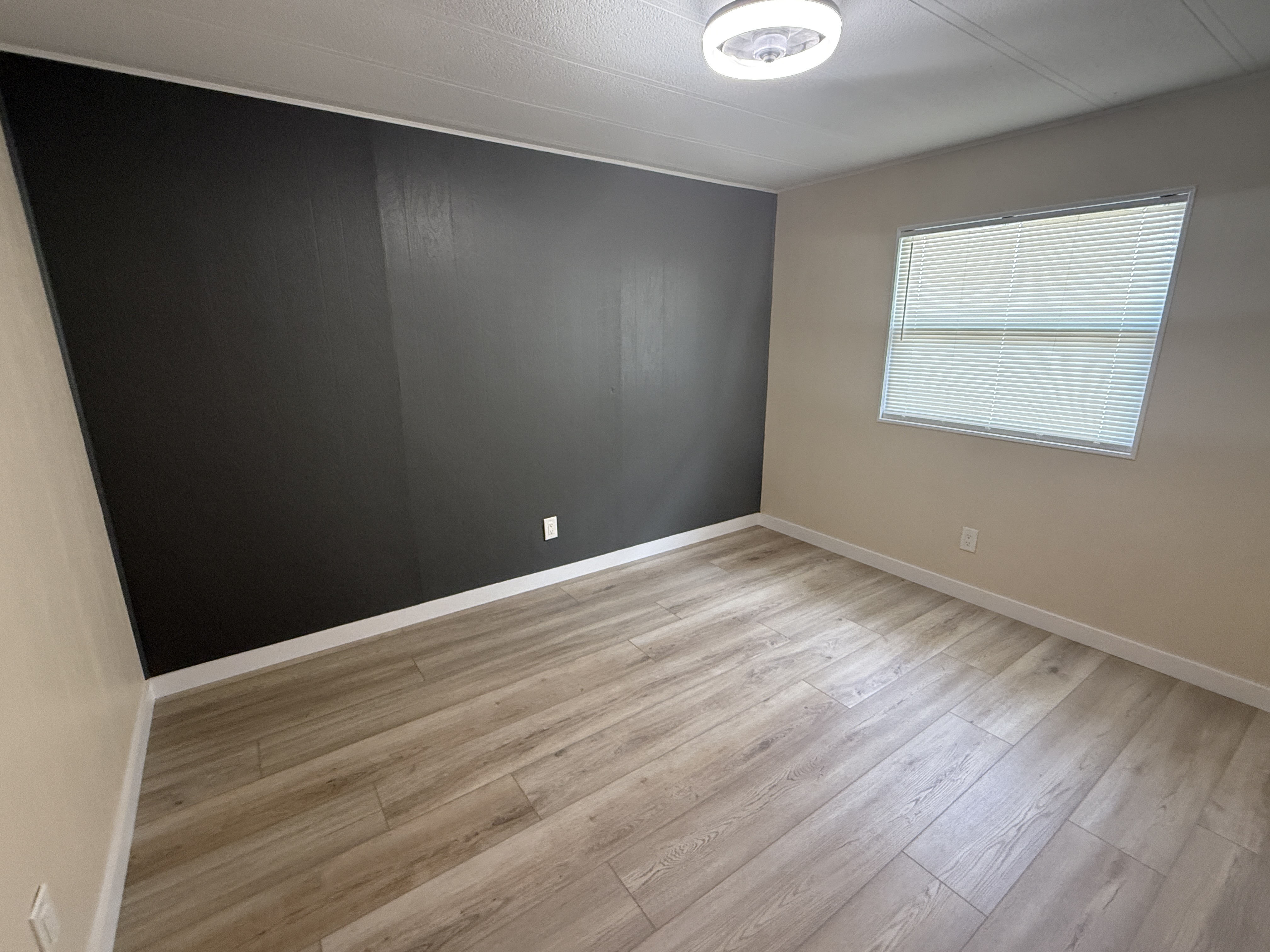 498 Red Wing Circle, Largo, Florida 33770, 2 Bedrooms Bedrooms, ,2 BathroomsBathrooms,55-Plus Mobile Home,For Sale,Red Wing Circle,4063