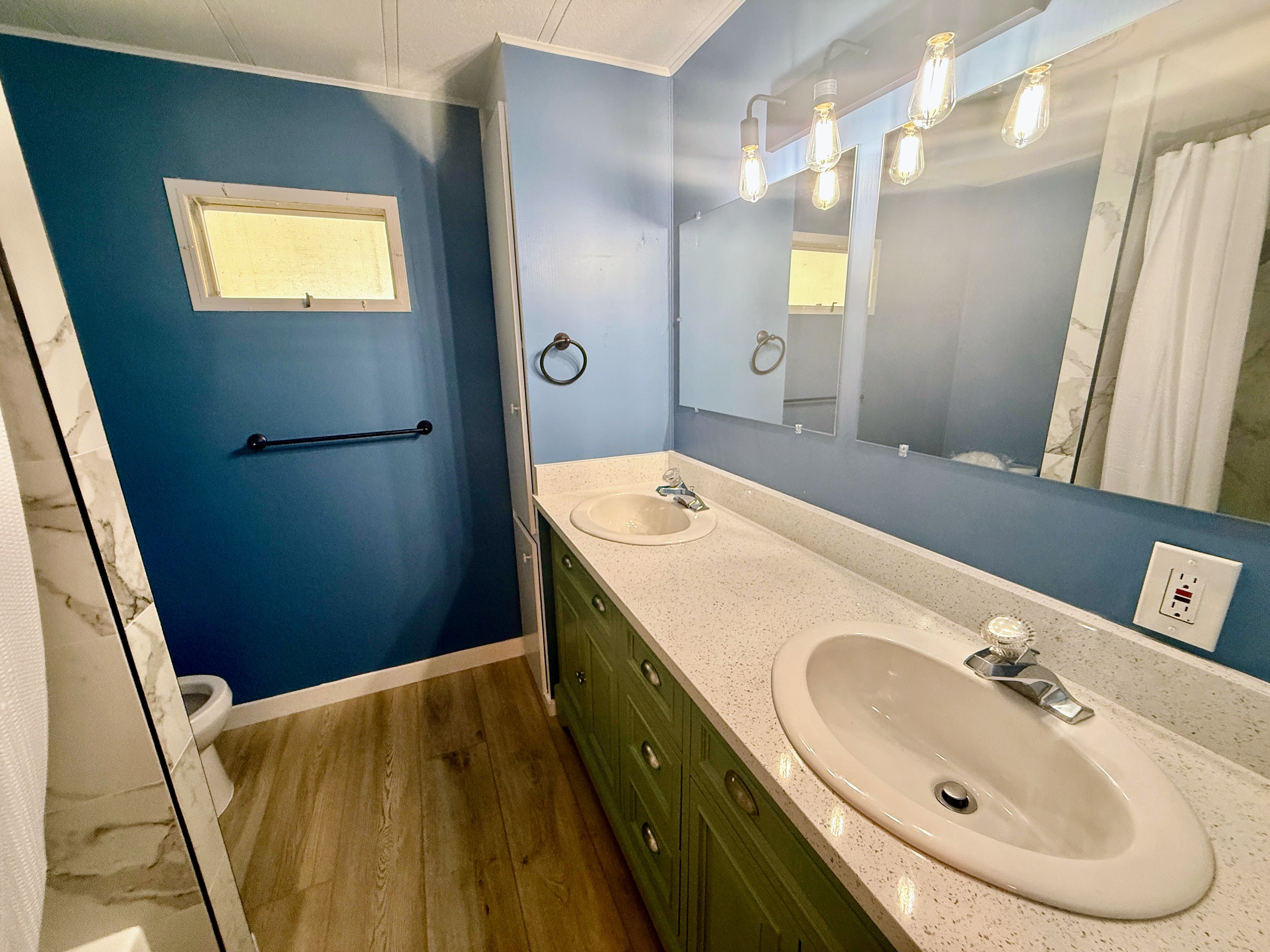 498 Red Wing Circle, Largo, Florida 33770, 2 Bedrooms Bedrooms, ,2 BathroomsBathrooms,55-Plus Mobile Home,For Sale,Red Wing Circle,4063