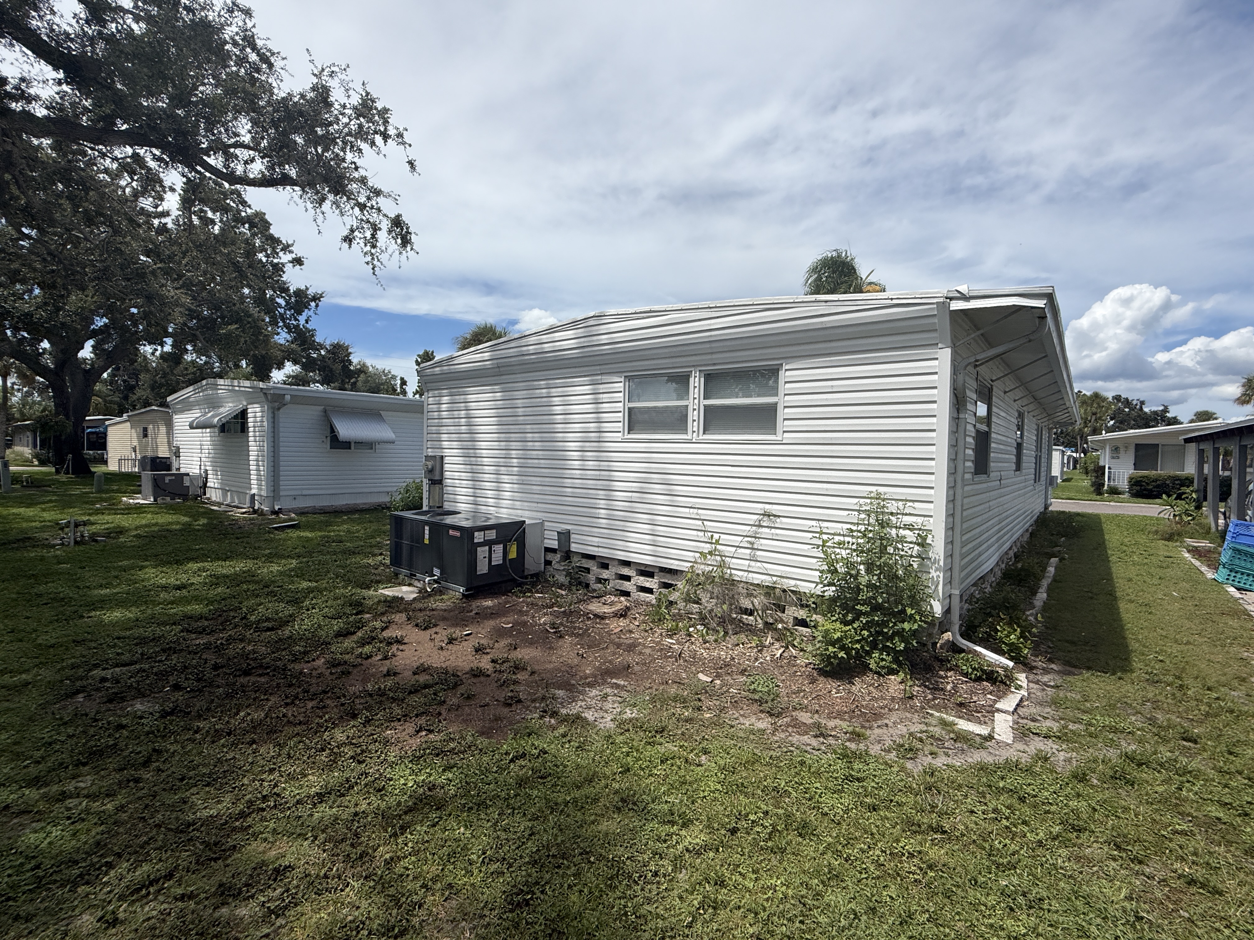 498 Red Wing Circle, Largo, Florida 33770, 2 Bedrooms Bedrooms, ,2 BathroomsBathrooms,55-Plus Mobile Home,For Sale,Red Wing Circle,4063