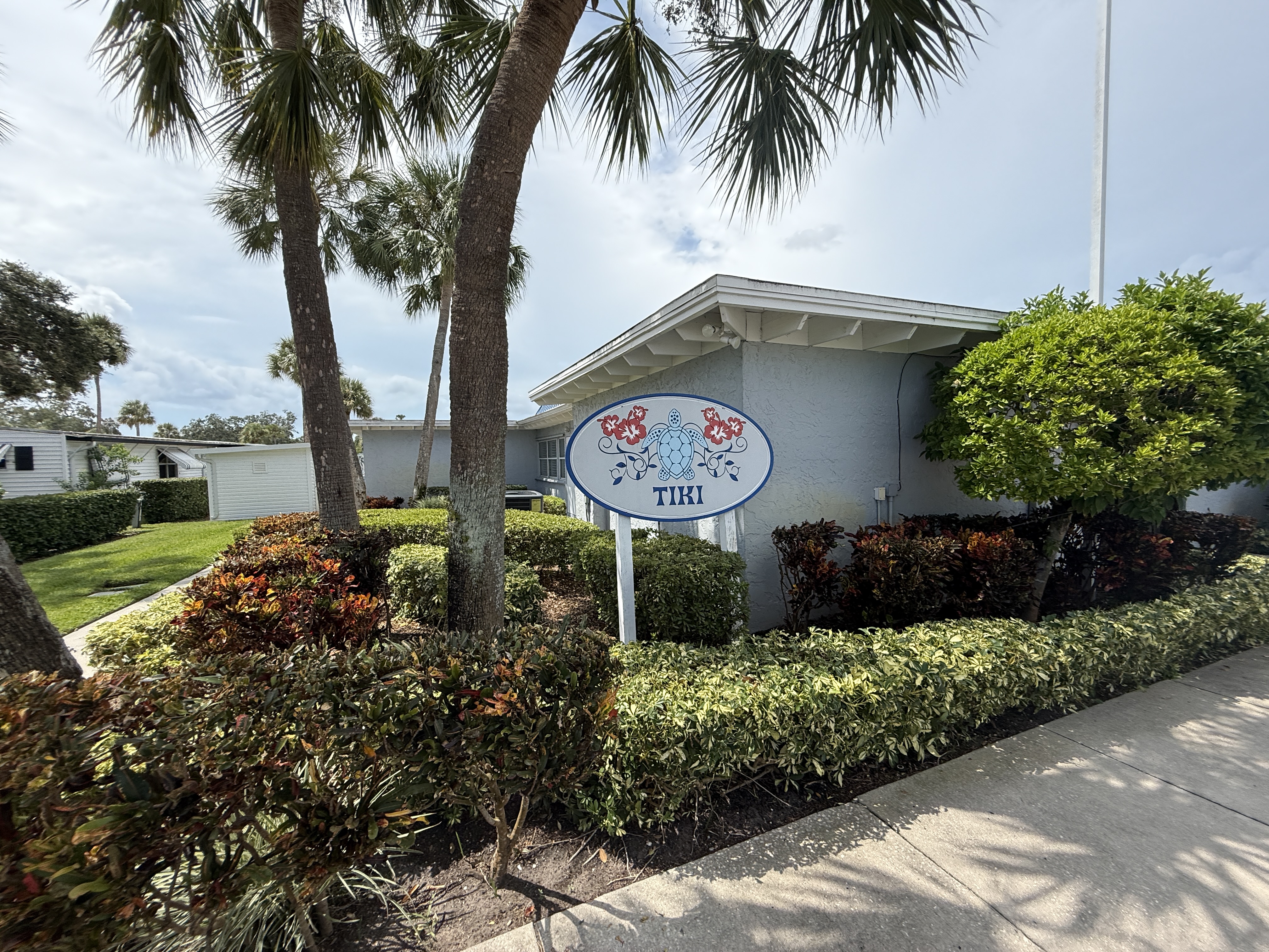 498 Red Wing Circle, Largo, Florida 33770, 2 Bedrooms Bedrooms, ,2 BathroomsBathrooms,55-Plus Mobile Home,For Sale,Red Wing Circle,4063