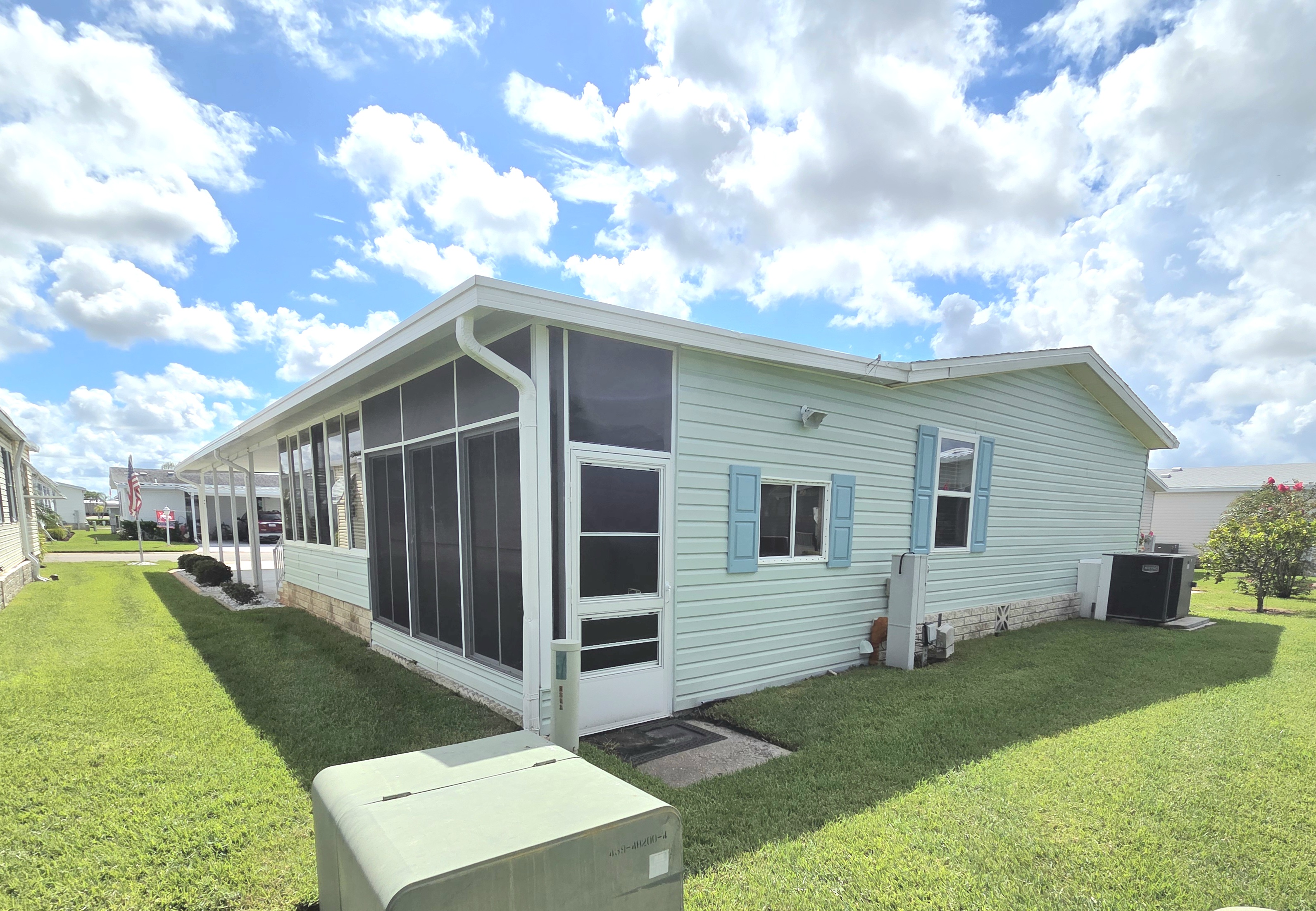 8609 27th Avenue East, Palmetto, Florida 34221, 3 Bedrooms Bedrooms, ,2 BathroomsBathrooms,55-Plus Mobile Home,For Sale,27th Avenue East,4065