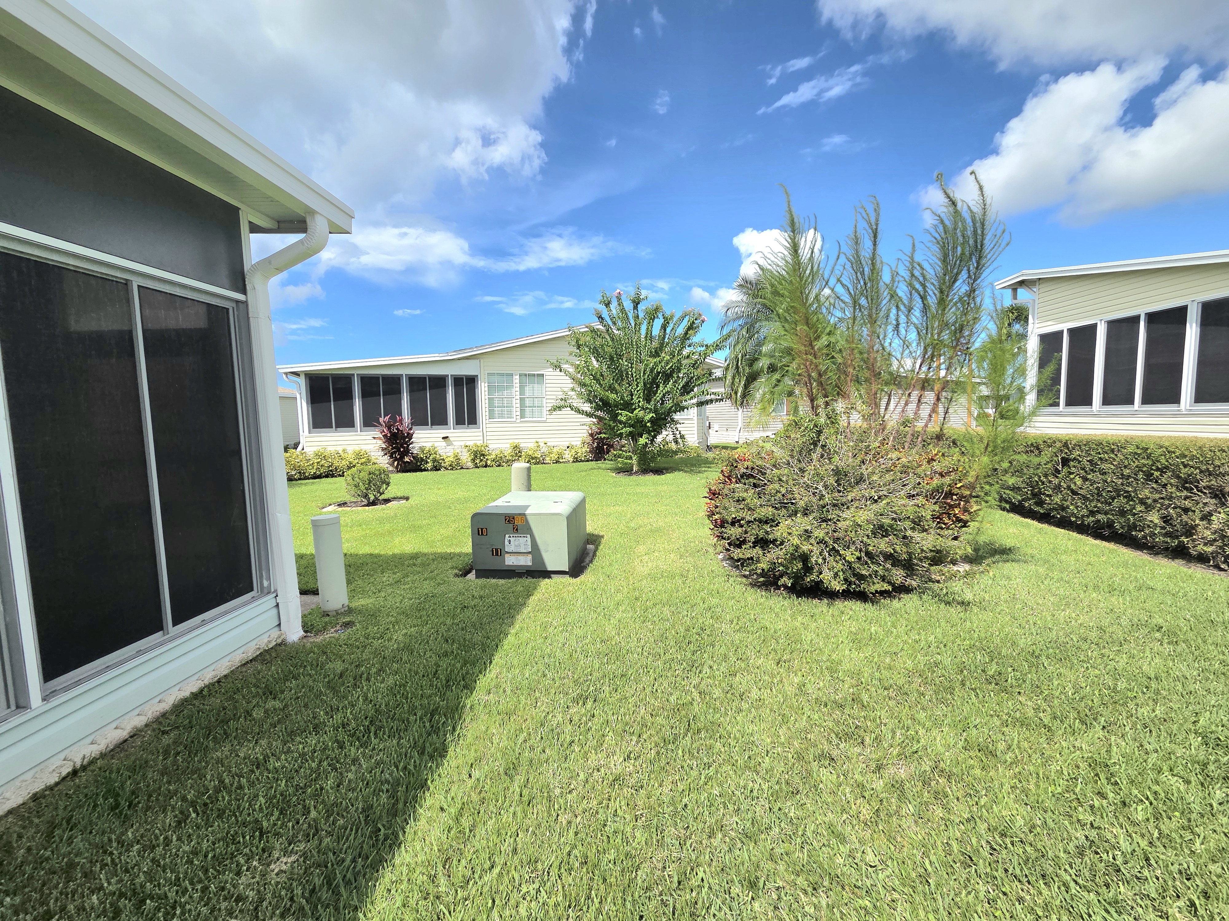 8609 27th Avenue East, Palmetto, Florida 34221, 3 Bedrooms Bedrooms, ,2 BathroomsBathrooms,55-Plus Mobile Home,For Sale,27th Avenue East,4065
