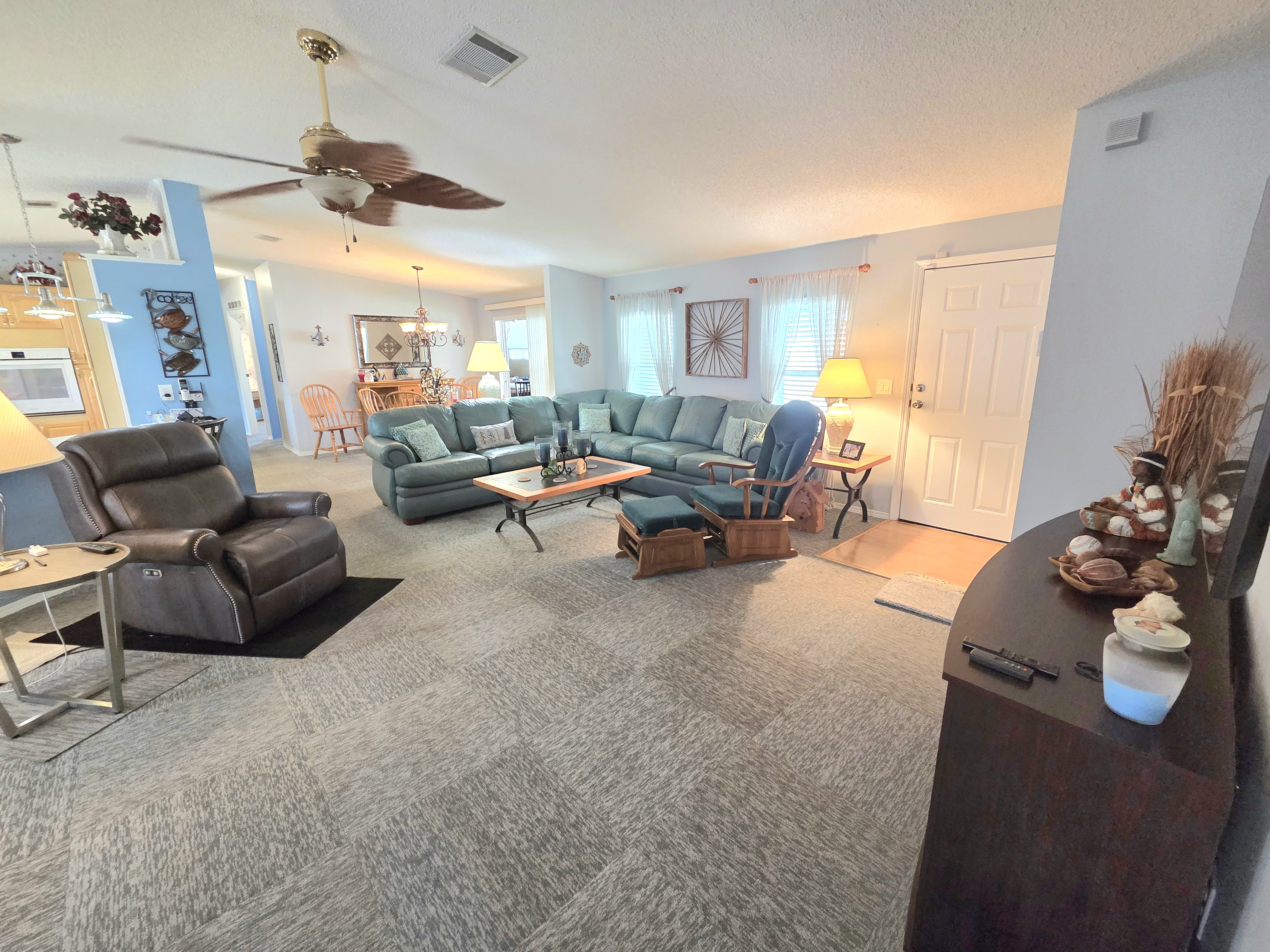 8609 27th Avenue East, Palmetto, Florida 34221, 3 Bedrooms Bedrooms, ,2 BathroomsBathrooms,55-Plus Mobile Home,For Sale,27th Avenue East,4065