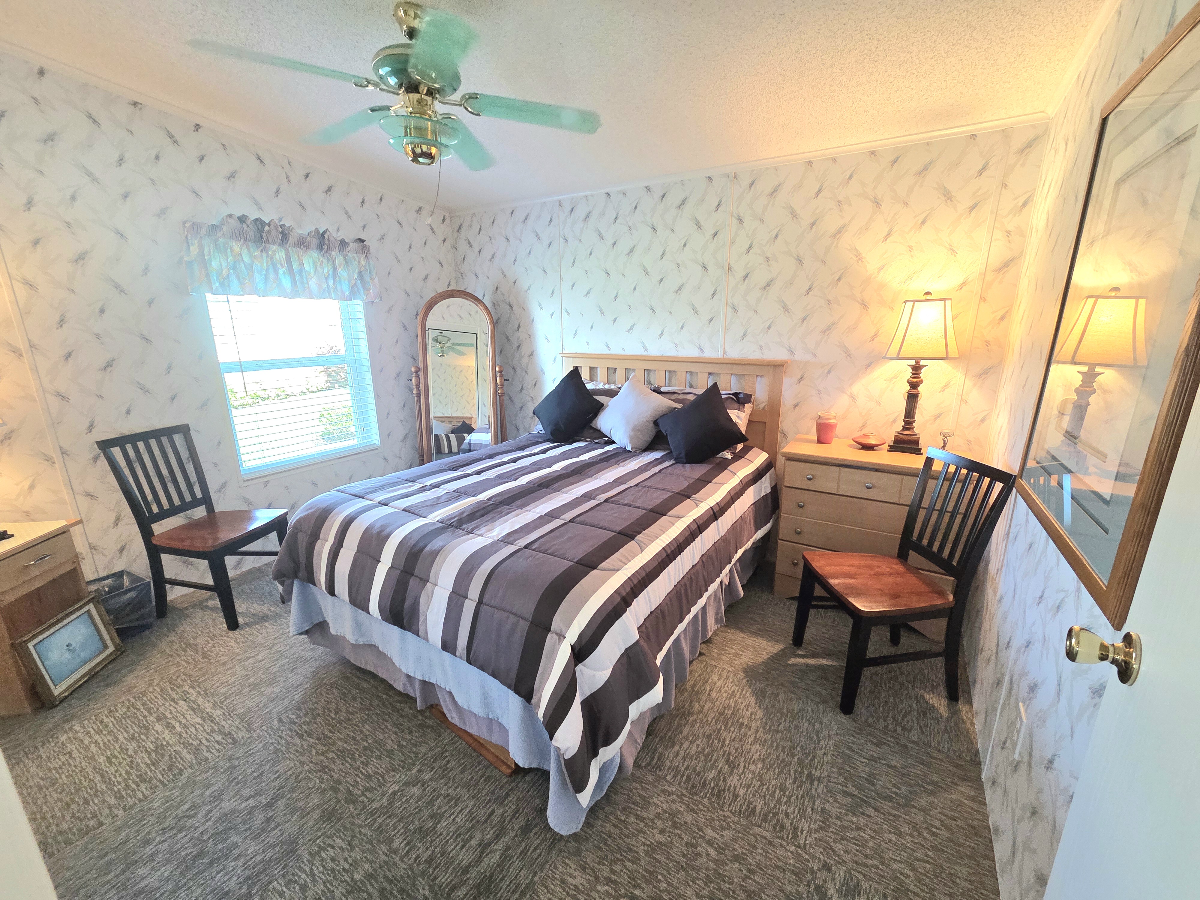 8609 27th Avenue East, Palmetto, Florida 34221, 3 Bedrooms Bedrooms, ,2 BathroomsBathrooms,55-Plus Mobile Home,For Sale,27th Avenue East,4065