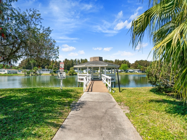 7300 20th St, Lot 69, Vero Beach, Florida 32966, 2 Bedrooms Bedrooms, ,2 BathroomsBathrooms,55-Plus Mobile Home,For Sale,20th St, Lot 69,4071