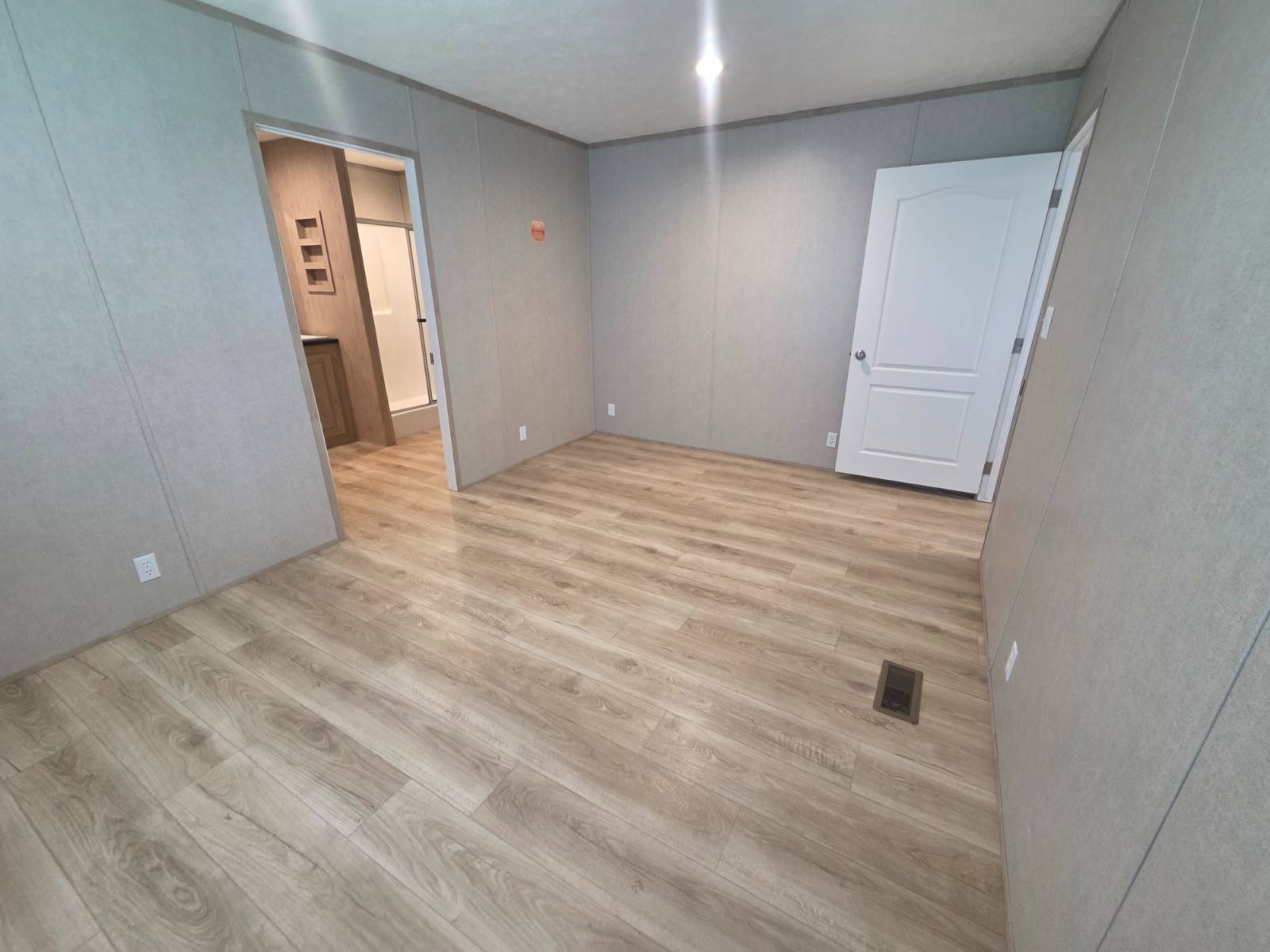 603 63rd Avenue West, Site S11, Bradenton, Florida 34207, 2 Bedrooms Bedrooms, ,2 BathroomsBathrooms,55-Plus Mobile Home,For Rent,63rd Avenue West, Site S11,4073