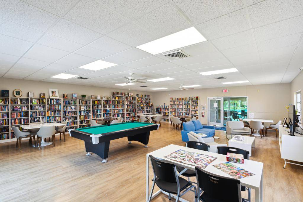 603 63rd Avenue West, Site S11, Bradenton, Florida 34207, 2 Bedrooms Bedrooms, ,2 BathroomsBathrooms,55-Plus Mobile Home,For Rent,63rd Avenue West, Site S11,4073