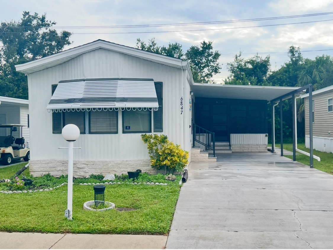 6847 Coconut Grove Circle, Ellenton, Florida 34222, 2 Bedrooms Bedrooms, ,2 BathroomsBathrooms,55-Plus Mobile Home,For Sale,Coconut Grove Circle,4074