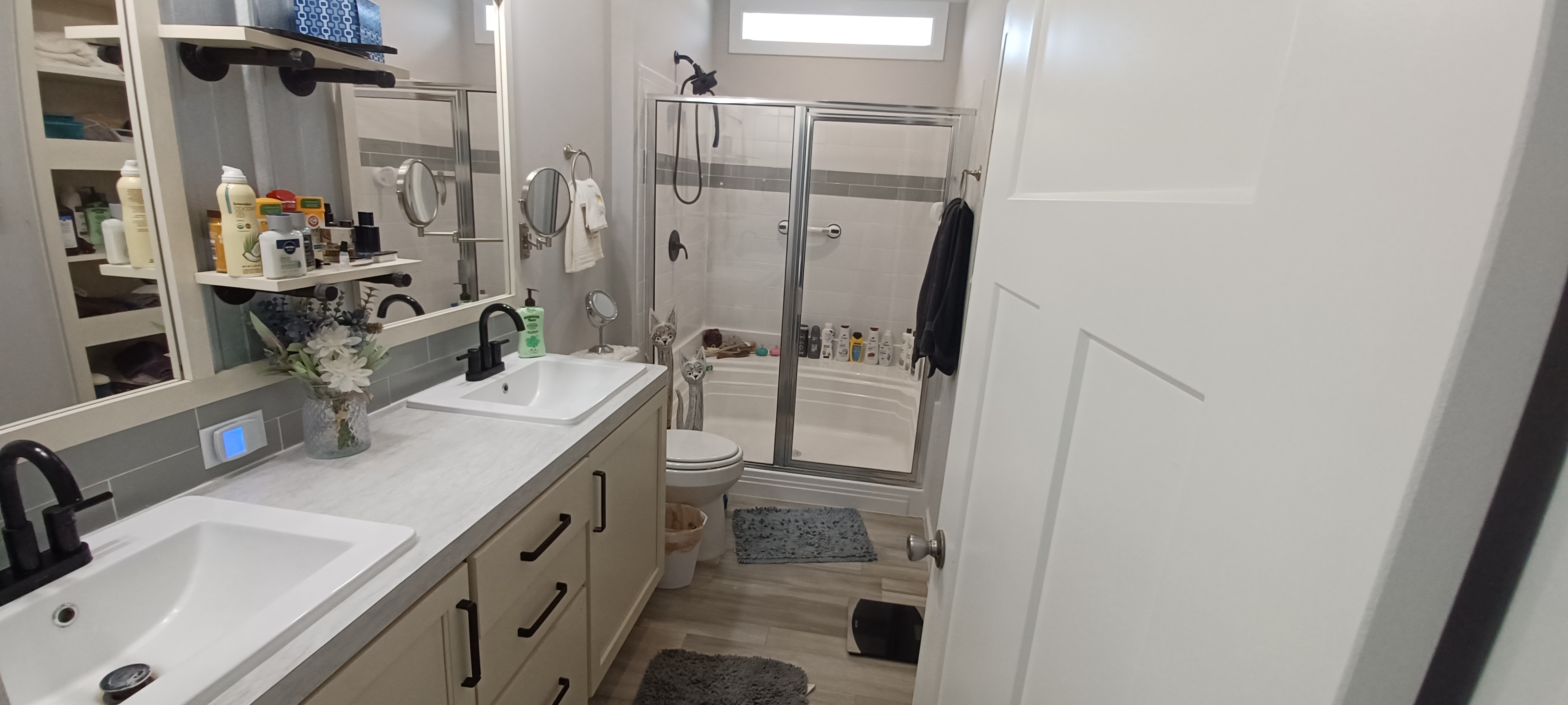 2107 Congressional Drive, #758, Orlando, Florida 32826, 2 Bedrooms Bedrooms, ,2 BathroomsBathrooms,55-Plus Mobile Home,For Sale,Congressional Drive, #758,4076