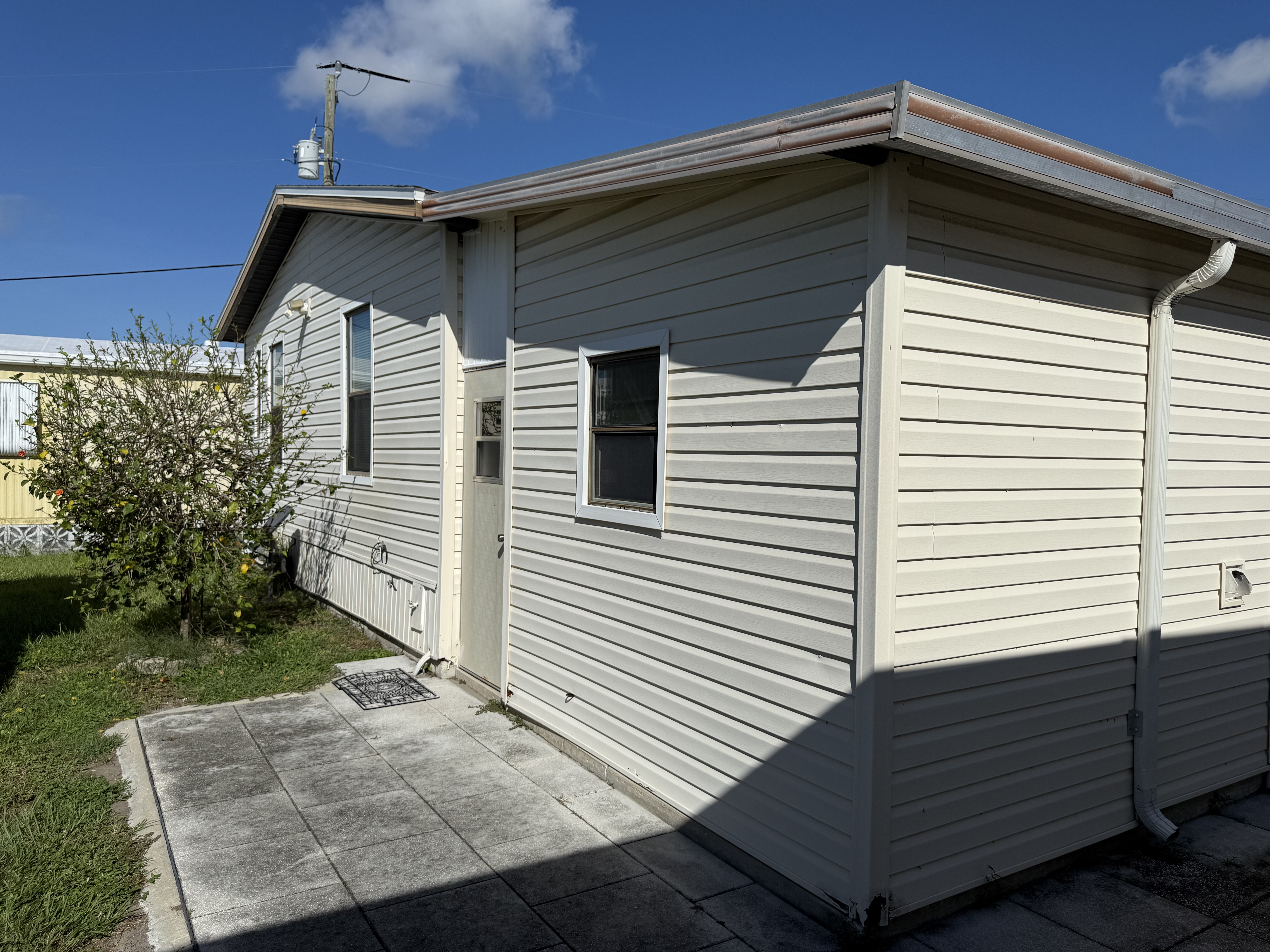 508 44th Avenue East, Lot K3, Bradenton, Florida 34203, 2 Bedrooms Bedrooms, ,2 BathroomsBathrooms,55-Plus Mobile Home,Open House,44th Avenue East, Lot K3,4083