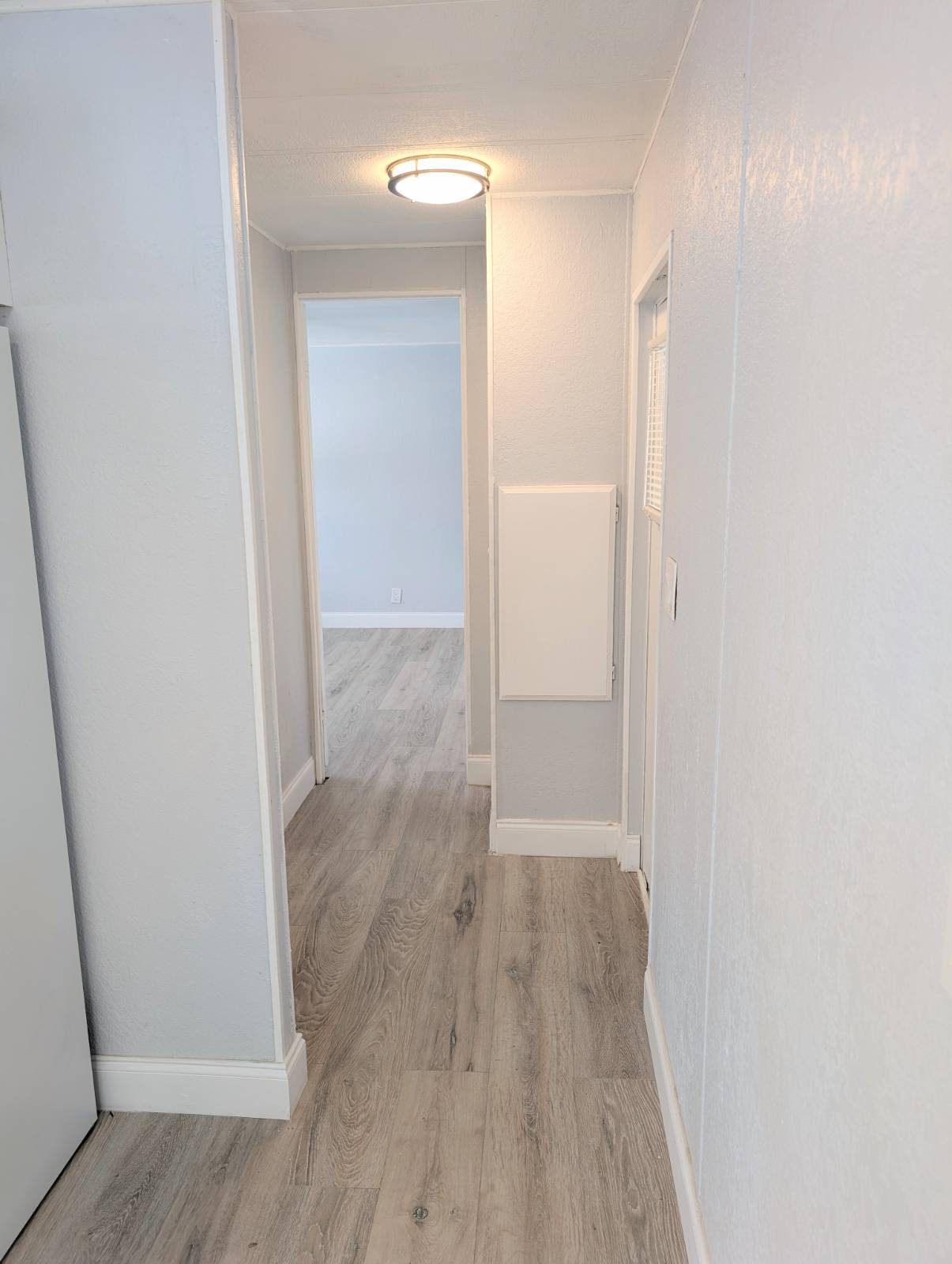 3565 58th Avenue N, Lot 140, St Petersburg, Florida 33714, 2 Bedrooms Bedrooms, ,2 BathroomsBathrooms,55-Plus Mobile Home,For Sale,58th Avenue N, Lot 140,4084