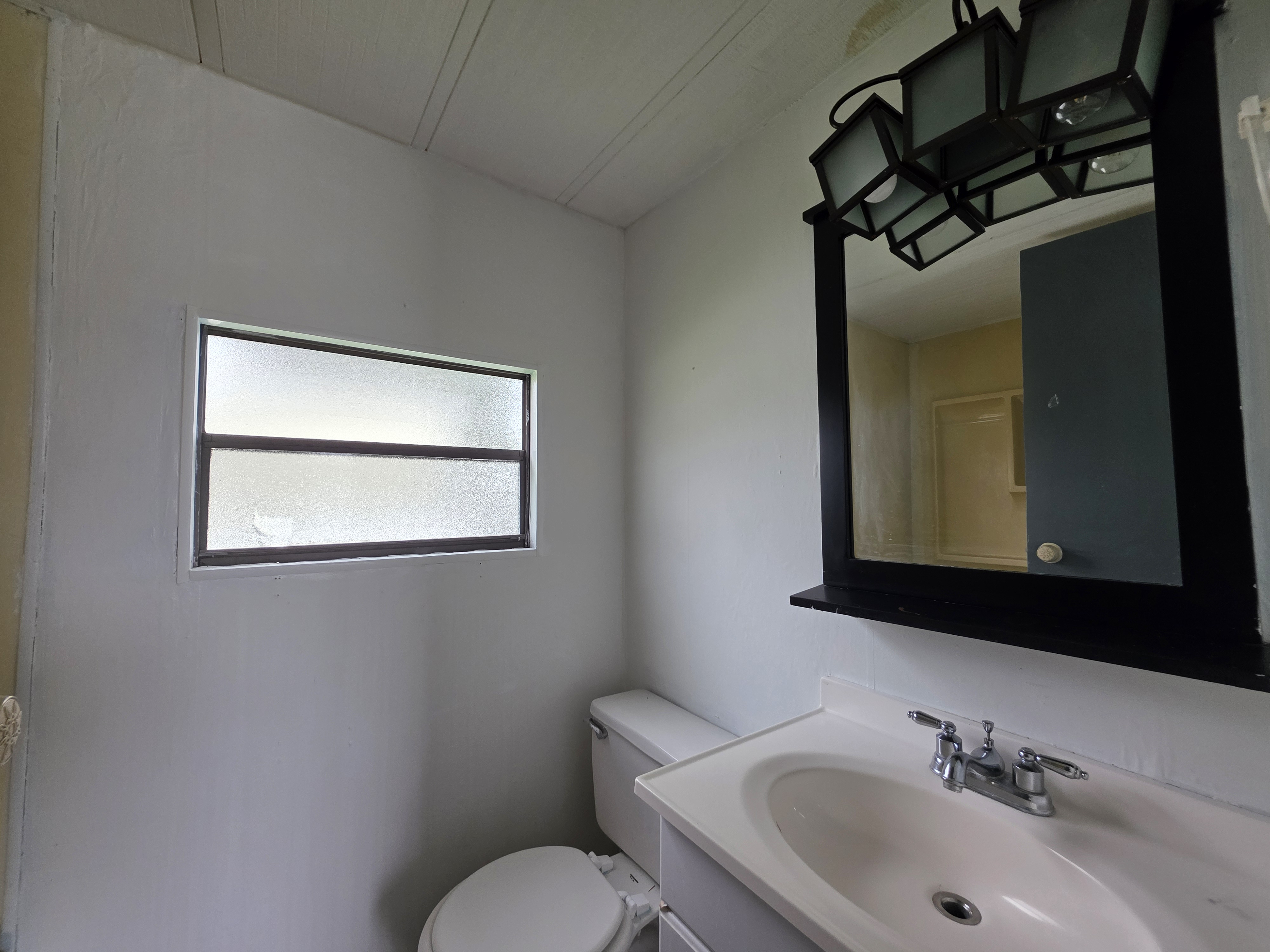1234 Reynolds Road, Lot 108, Lakeland, Florida 33801, 3 Bedrooms Bedrooms, ,2 BathroomsBathrooms,All - Age Mobile Home,For Sale,Reynolds Road, Lot 108,4085