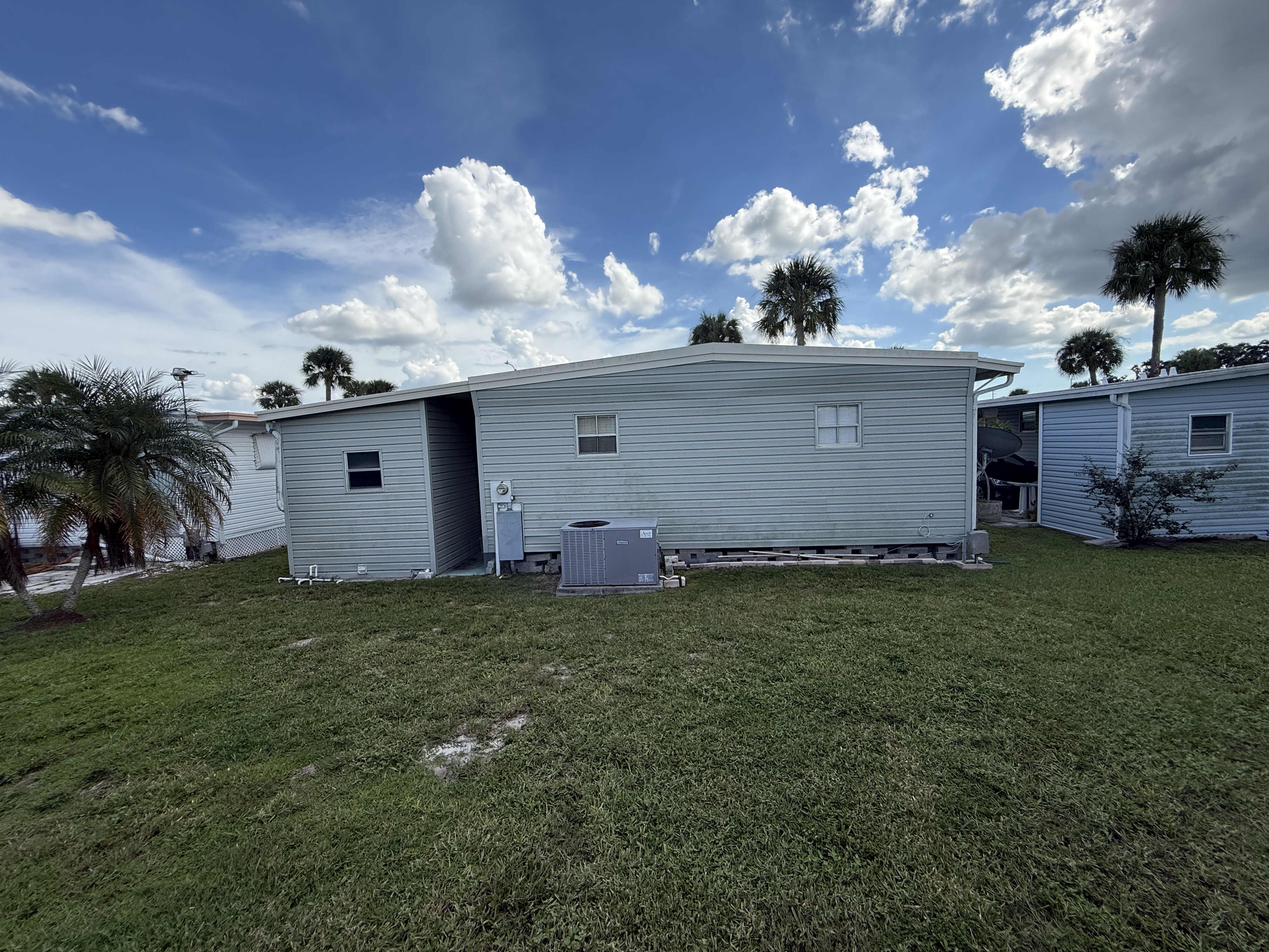 464 Golden Gate Drive, Largo, Florida 33770, 2 Bedrooms Bedrooms, ,2 BathroomsBathrooms,55-Plus Mobile Home,For Sale,Golden Gate Drive,4090