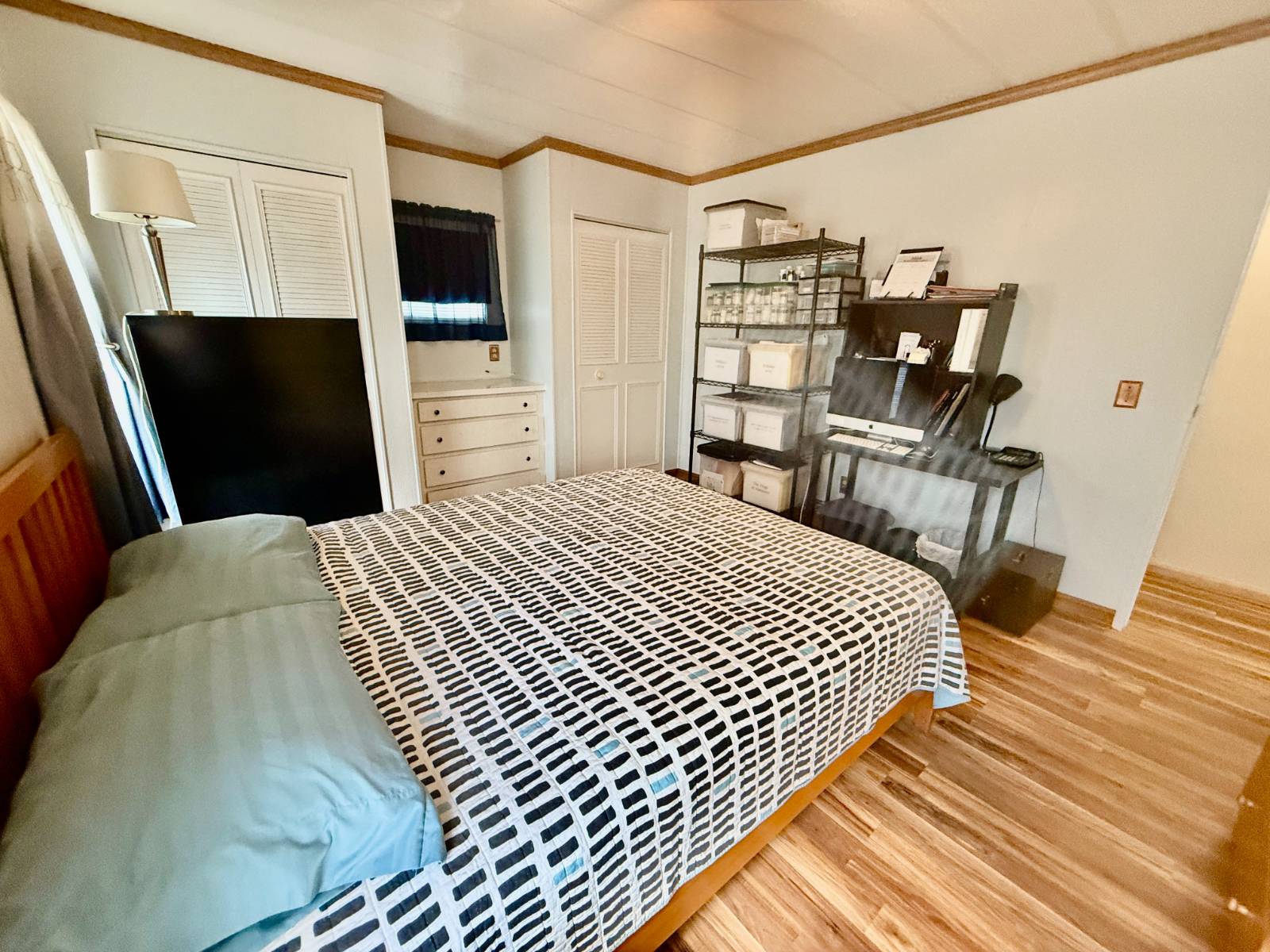 464 Golden Gate Drive, Largo, Florida 33770, 2 Bedrooms Bedrooms, ,2 BathroomsBathrooms,55-Plus Mobile Home,For Sale,Golden Gate Drive,4090