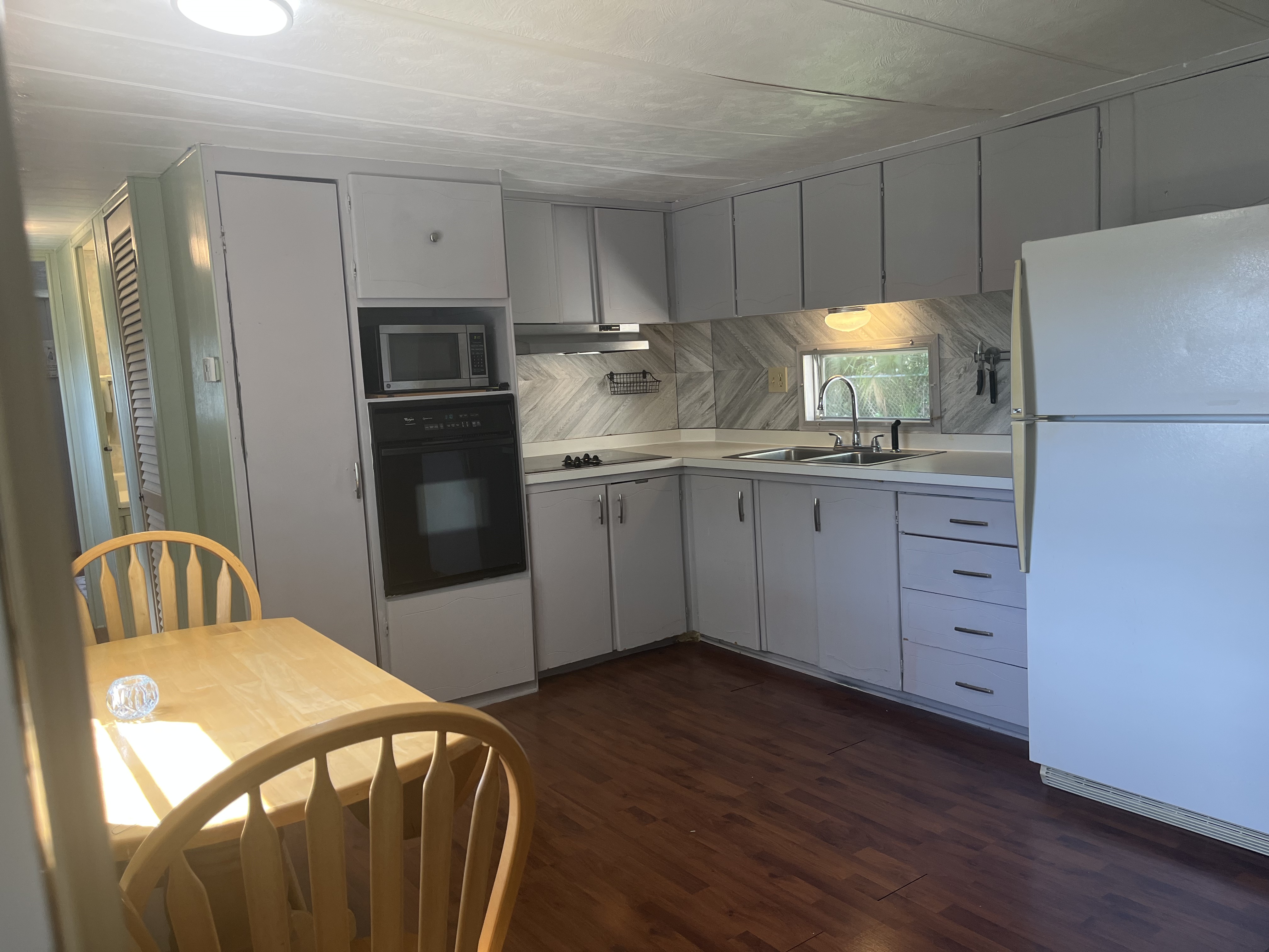 2550 State Road 580, Lot 294, Clearwater, Florida 33761, 2 Bedrooms Bedrooms, ,2 BathroomsBathrooms,55-Plus Mobile Home,For Sale,State Road 580, Lot 294,4091