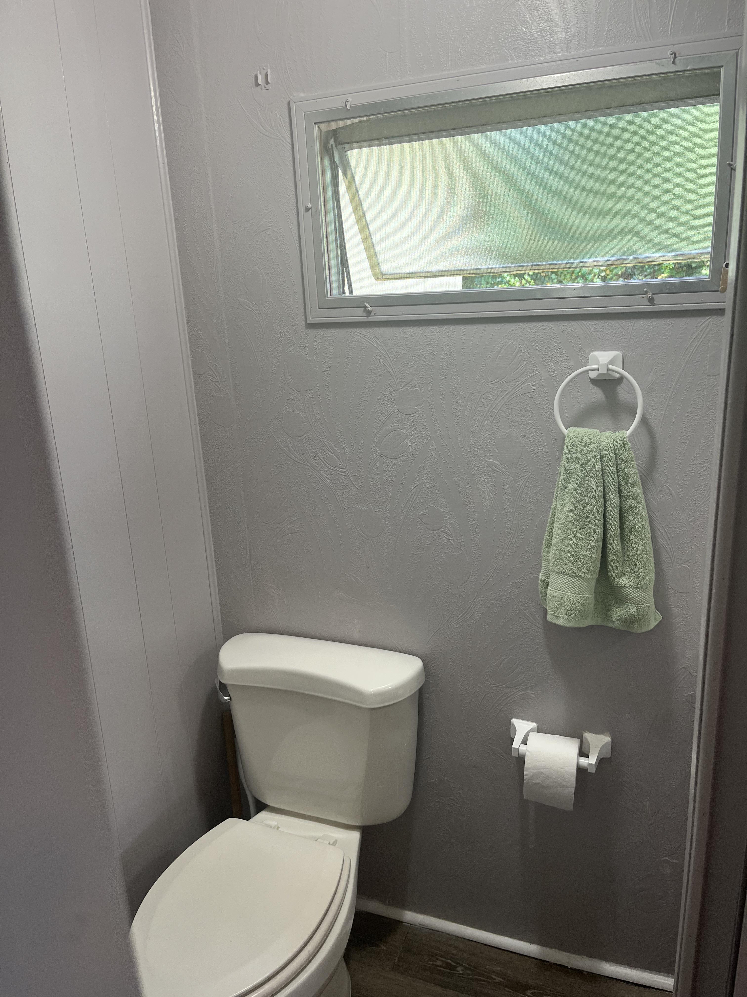 2550 State Road 580, Lot 294, Clearwater, Florida 33761, 2 Bedrooms Bedrooms, ,2 BathroomsBathrooms,55-Plus Mobile Home,For Sale,State Road 580, Lot 294,4091