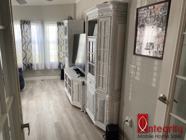 327 Den Helder Avenue, Ellenton, Florida 34222, 2 Bedrooms Bedrooms, ,2 BathroomsBathrooms,55-Plus Mobile Home,For Sale,Den Helder Avenue,4103