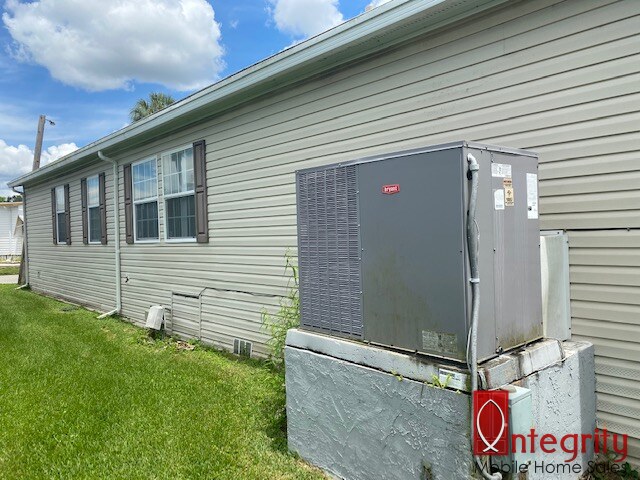 327 Den Helder Avenue, Ellenton, Florida 34222, 2 Bedrooms Bedrooms, ,2 BathroomsBathrooms,55-Plus Mobile Home,For Sale,Den Helder Avenue,4103