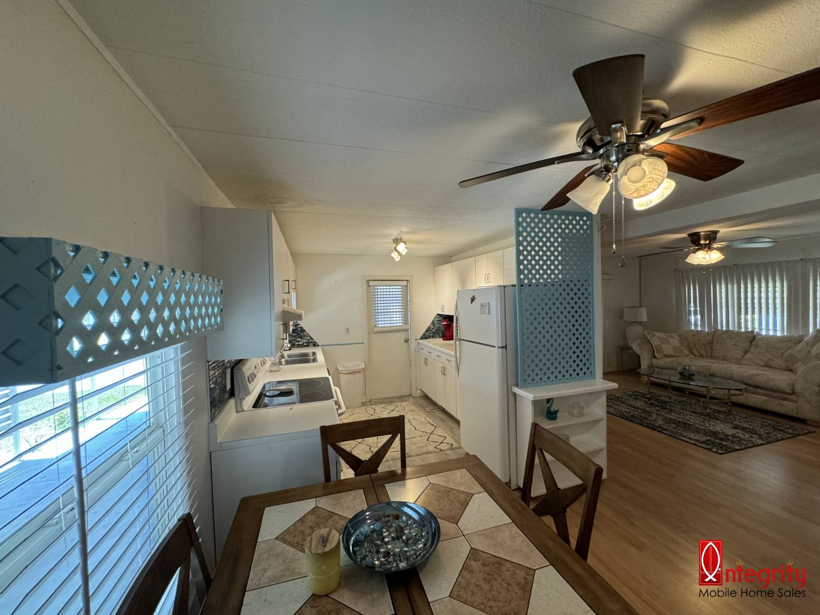 4213 Pittenger Drive, Sarasota, Florida 34234, 2 Bedrooms Bedrooms, ,2 BathroomsBathrooms,55-Plus Mobile Home,For Sale,Pittenger Drive,4107