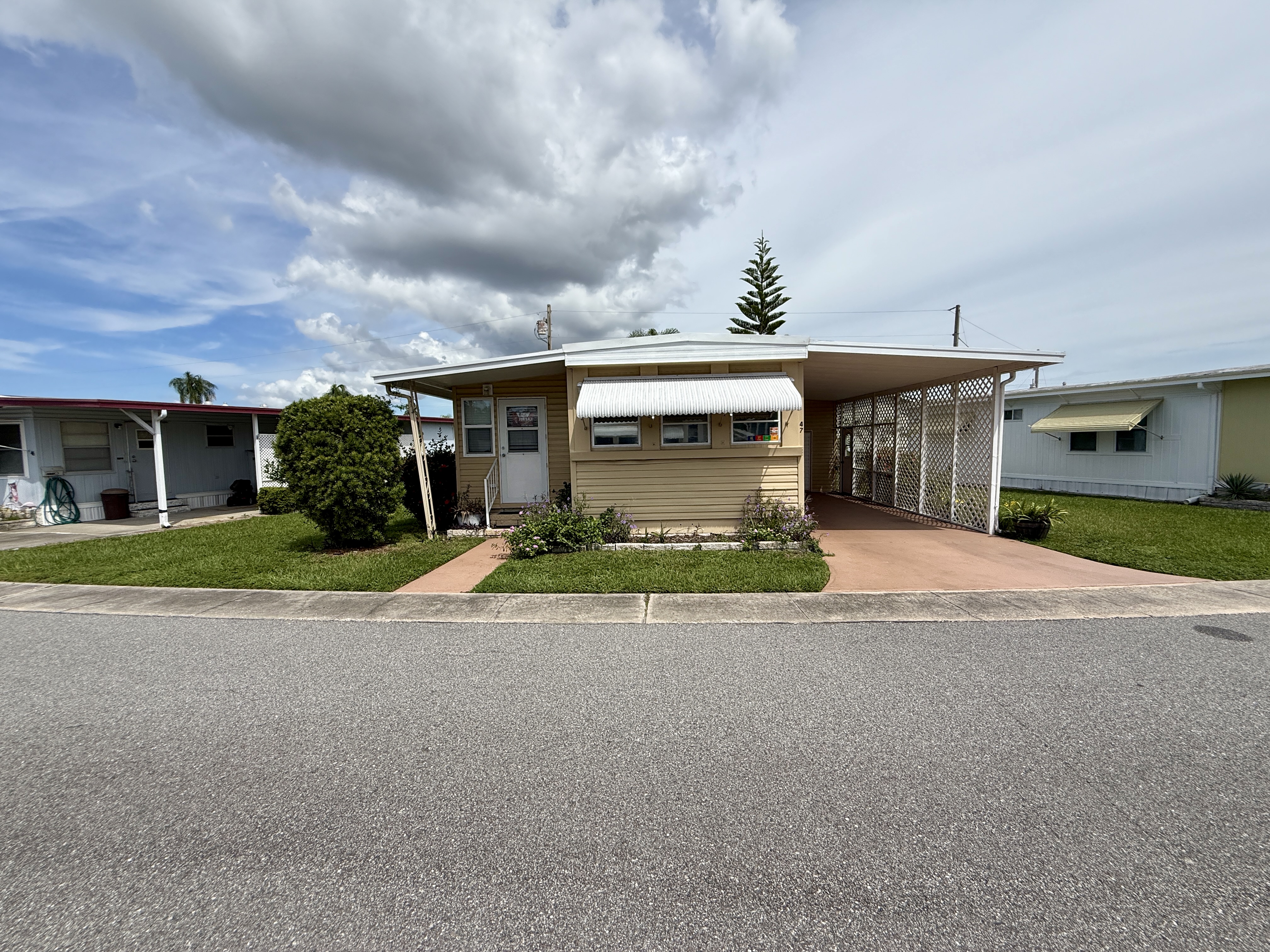 47 Beachwood Lane, Largo, Florida 33771, 2 Bedrooms Bedrooms, ,1 BathroomBathrooms,55-Plus Mobile Home,For Sale,Beachwood Lane,4108