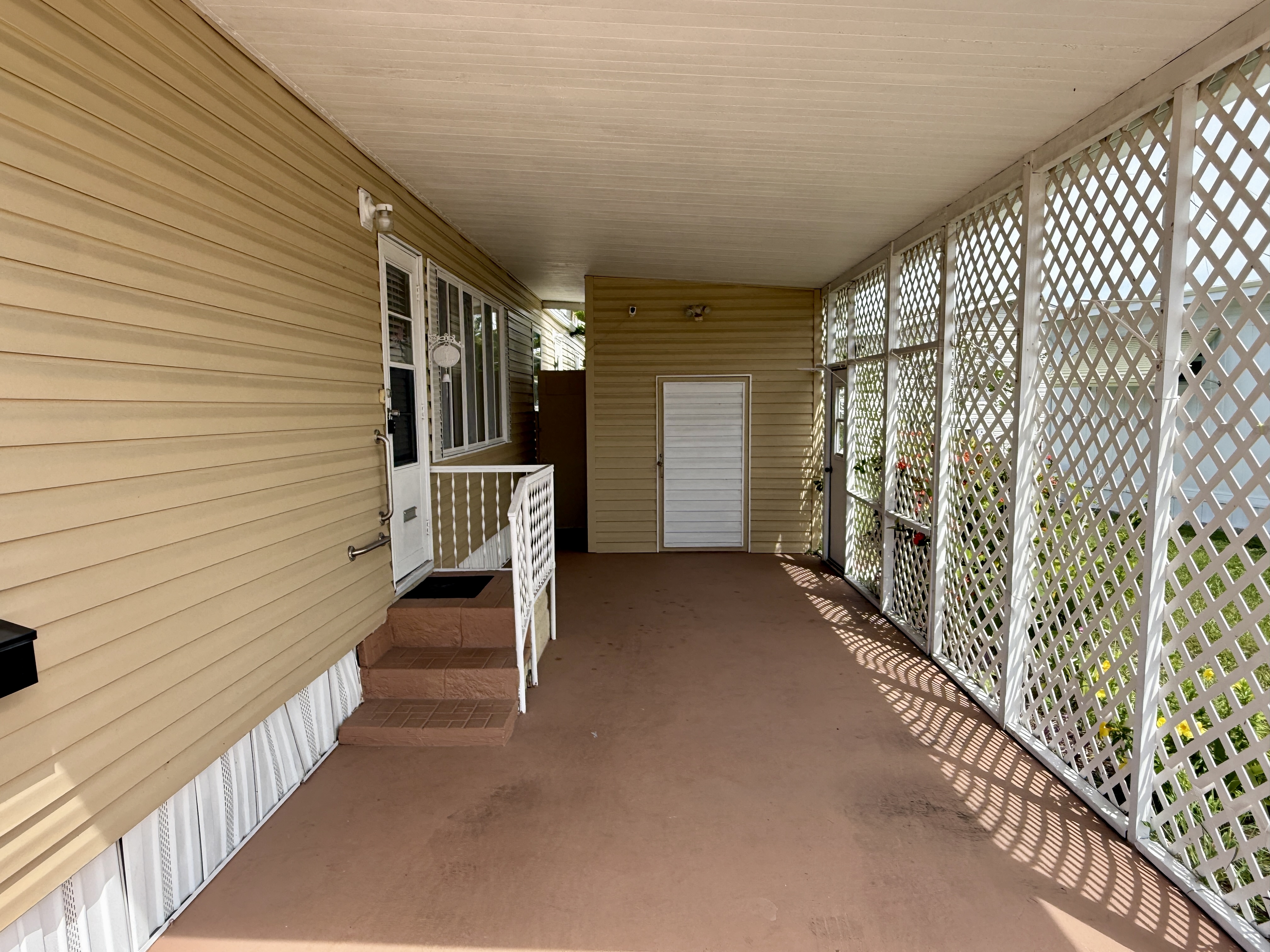 47 Beachwood Lane, Largo, Florida 33771, 2 Bedrooms Bedrooms, ,1 BathroomBathrooms,55-Plus Mobile Home,For Sale,Beachwood Lane,4108