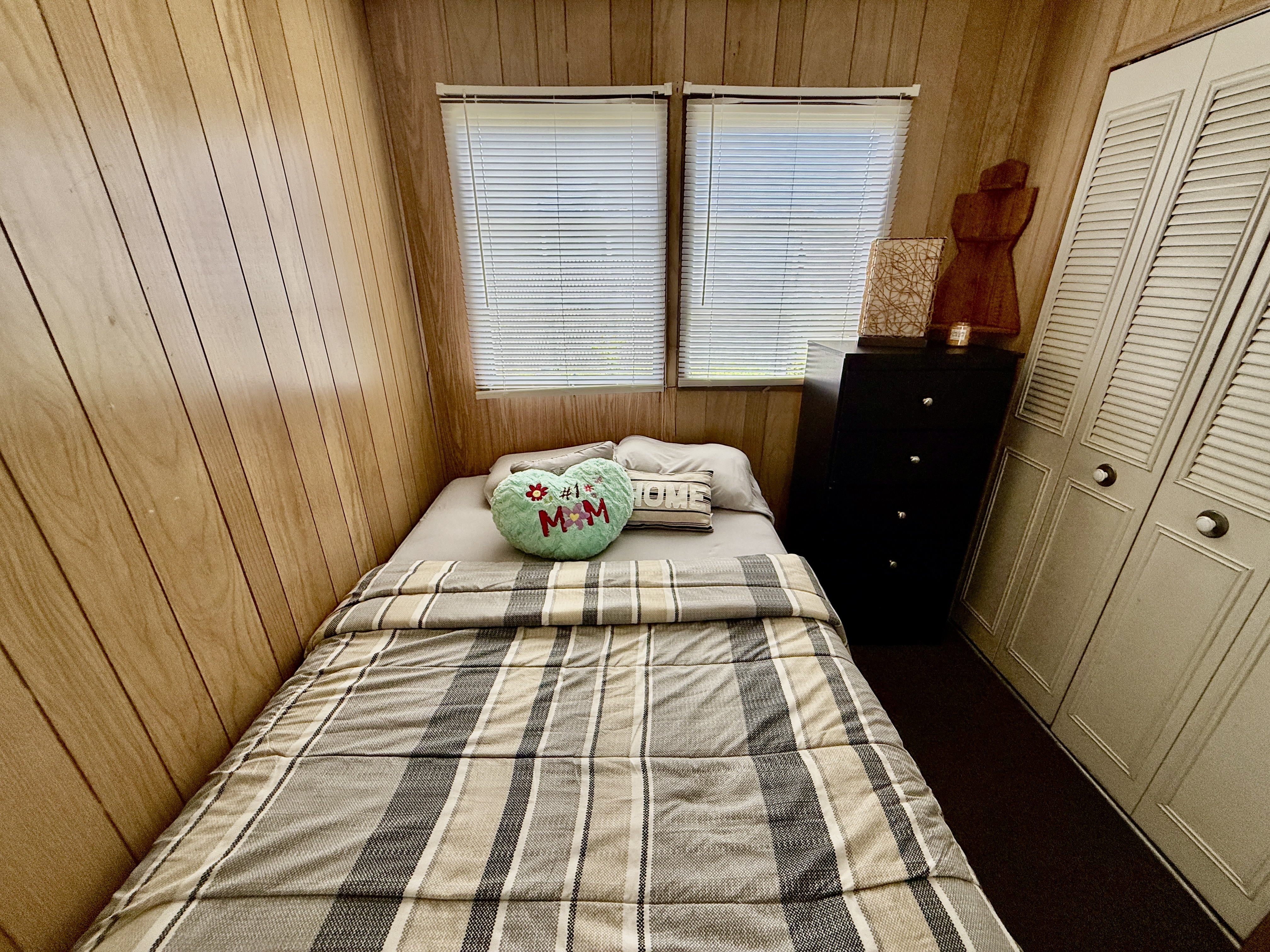 47 Beachwood Lane, Largo, Florida 33771, 2 Bedrooms Bedrooms, ,1 BathroomBathrooms,55-Plus Mobile Home,For Sale,Beachwood Lane,4108