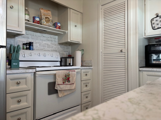 2346 Druid Road, Lot 1314, Clearwater, Florida 33764, 2 Bedrooms Bedrooms, ,2 BathroomsBathrooms,55-Plus Mobile Home,For Sale,Druid Road, Lot 1314,4109