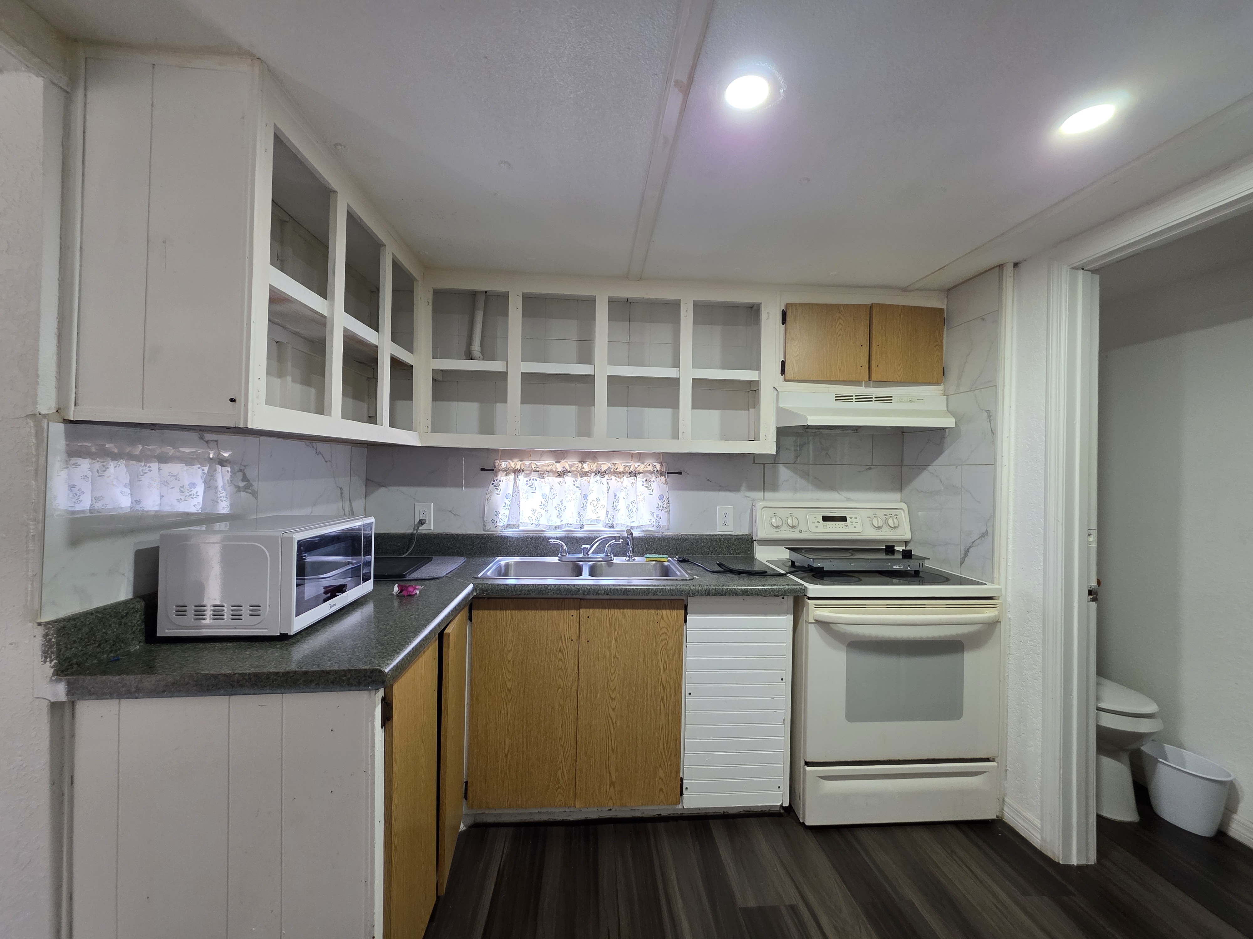 8215 Stoner Road, Lot 813, Riverview, Florida 33569, 3 Bedrooms Bedrooms, ,2 BathroomsBathrooms,All - Age Mobile Home,For Sale,Stoner Road, Lot 813,4112