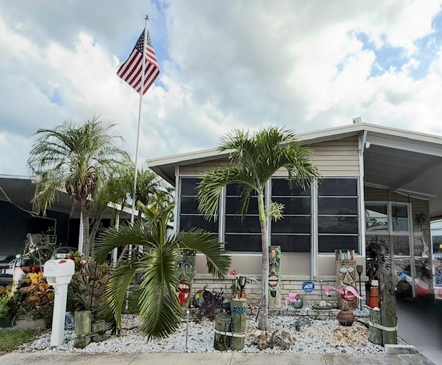100 Hampton Road, Lot 299, Clearwater, Florida 33759, 2 Bedrooms Bedrooms, ,2 BathroomsBathrooms,55-Plus Mobile Home,For Sale,Hampton Road, Lot 299,4116