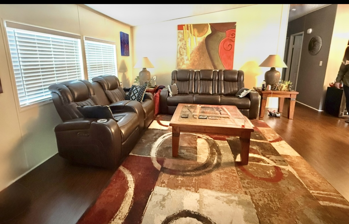 100 Hampton Road, Lot 299, Clearwater, Florida 33759, 2 Bedrooms Bedrooms, ,2 BathroomsBathrooms,55-Plus Mobile Home,For Sale,Hampton Road, Lot 299,4116