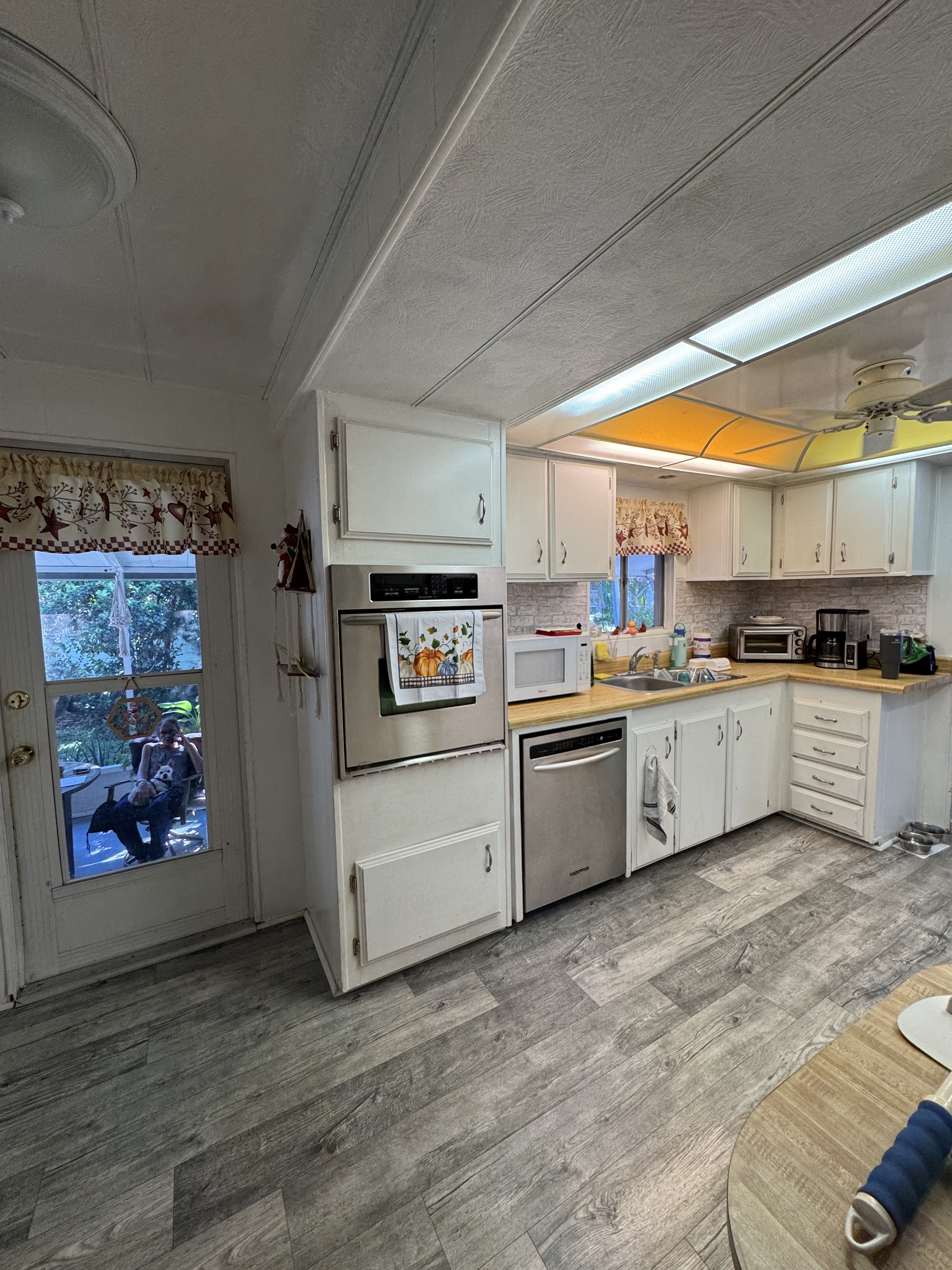 4654 Pittenger Drive, Sarasota, Florida 34234, 2 Bedrooms Bedrooms, ,2 BathroomsBathrooms,55-Plus Mobile Home,For Sale,Pittenger Drive,4117