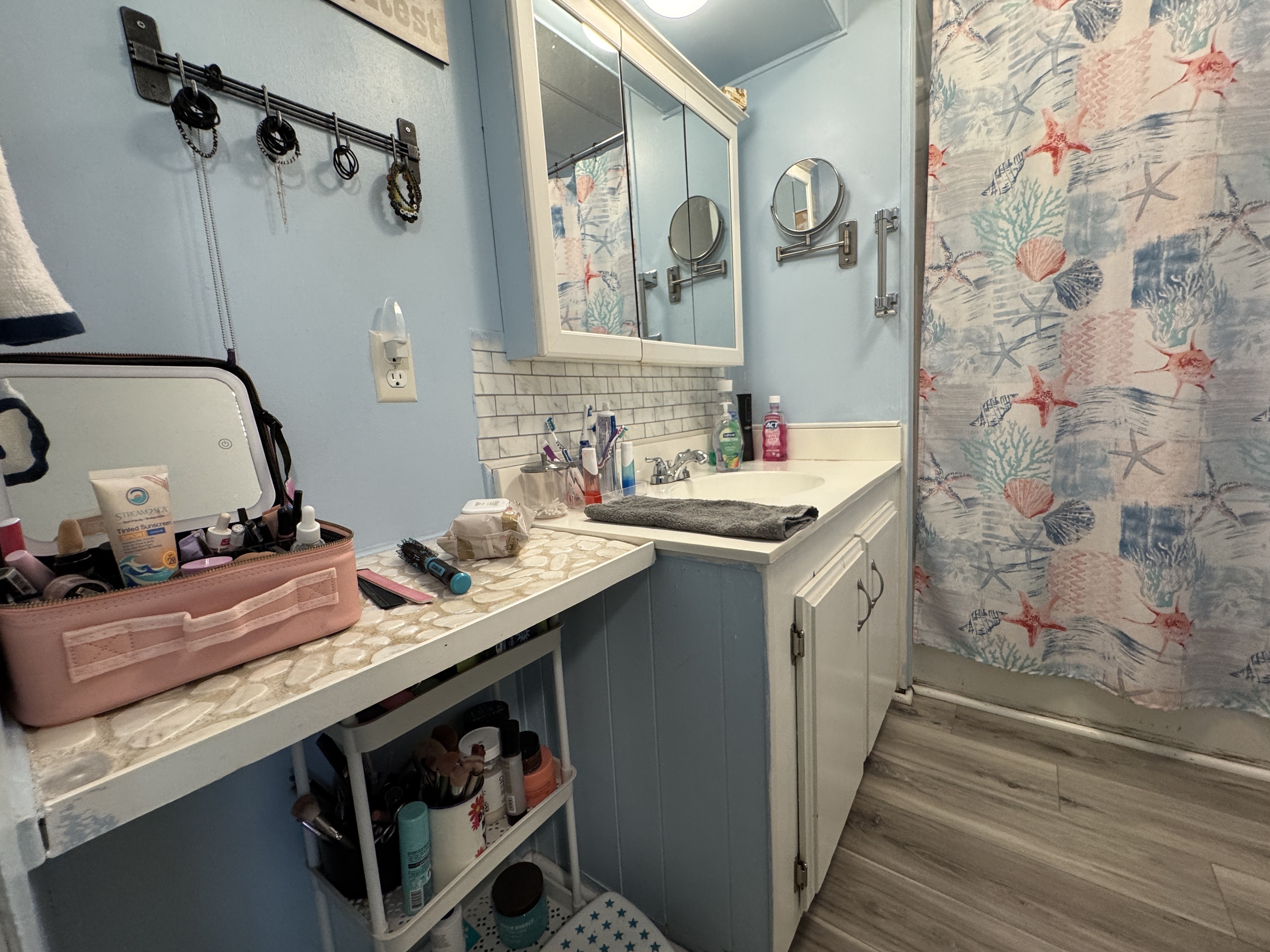 4654 Pittenger Drive, Sarasota, Florida 34234, 2 Bedrooms Bedrooms, ,2 BathroomsBathrooms,55-Plus Mobile Home,For Sale,Pittenger Drive,4117