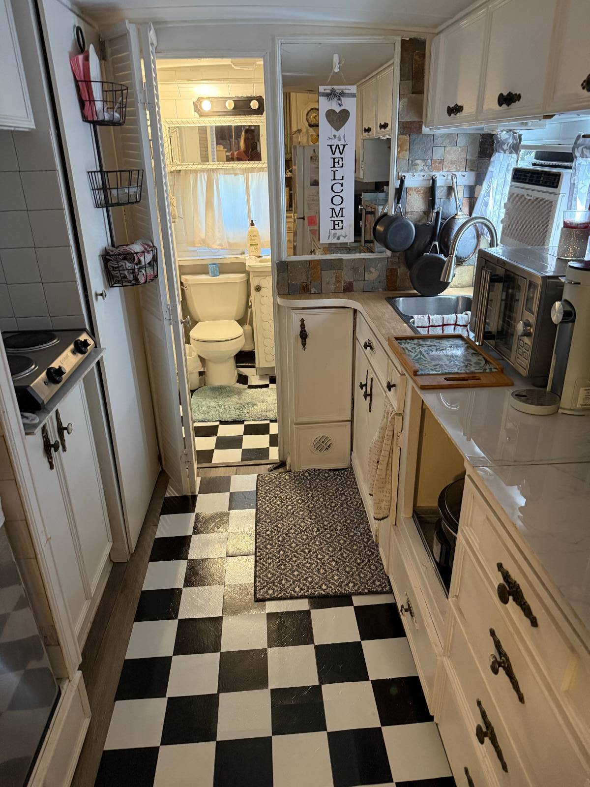 34649 Nancy St, Zephyrhills, Florida 33541, 2 Bedrooms Bedrooms, ,1 BathroomBathrooms,55-Plus Mobile Home,For Sale,Nancy St,4119