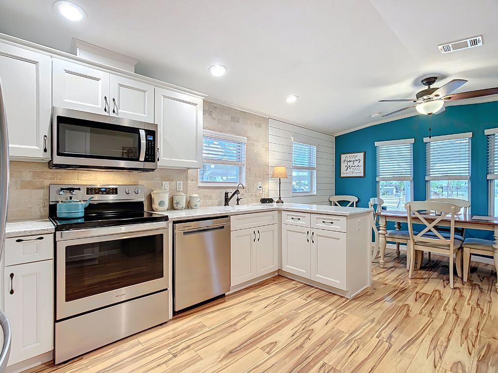 1418 Utah Avenue, Frostproof, Florida 33843, 2 Bedrooms Bedrooms, ,2 BathroomsBathrooms,55-Plus Mobile Home,For Sale,Utah Avenue,4120