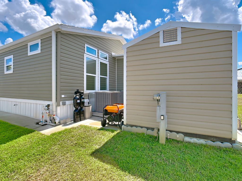 1418 Utah Avenue, Frostproof, Florida 33843, 2 Bedrooms Bedrooms, ,2 BathroomsBathrooms,55-Plus Mobile Home,For Sale,Utah Avenue,4120