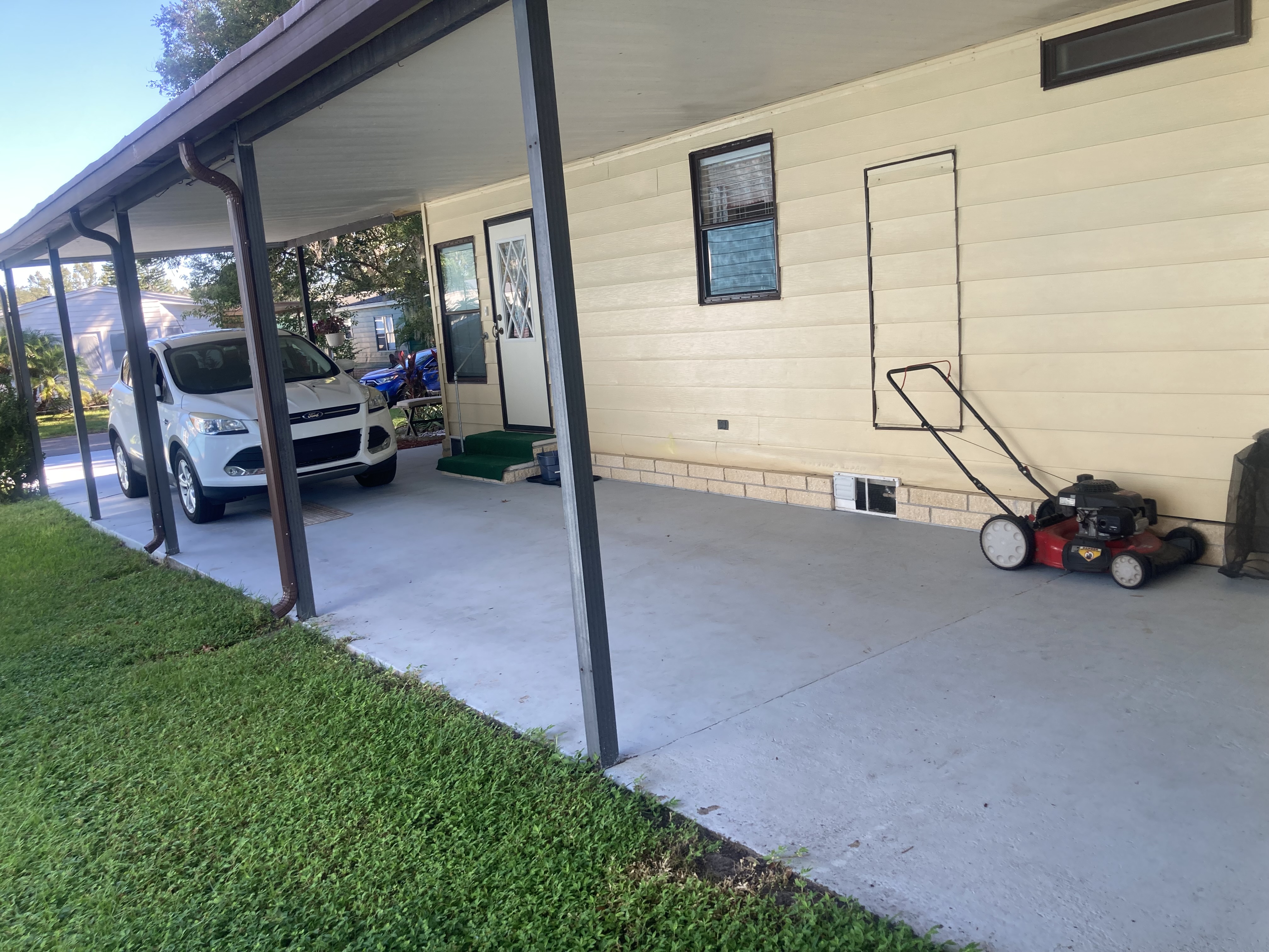 10910 Whispering Oaks Circle, Riverview, Florida 33569, 2 Bedrooms Bedrooms, ,2 BathroomsBathrooms,55-Plus Mobile Home,For Sale,Whispering Oaks Circle,4121