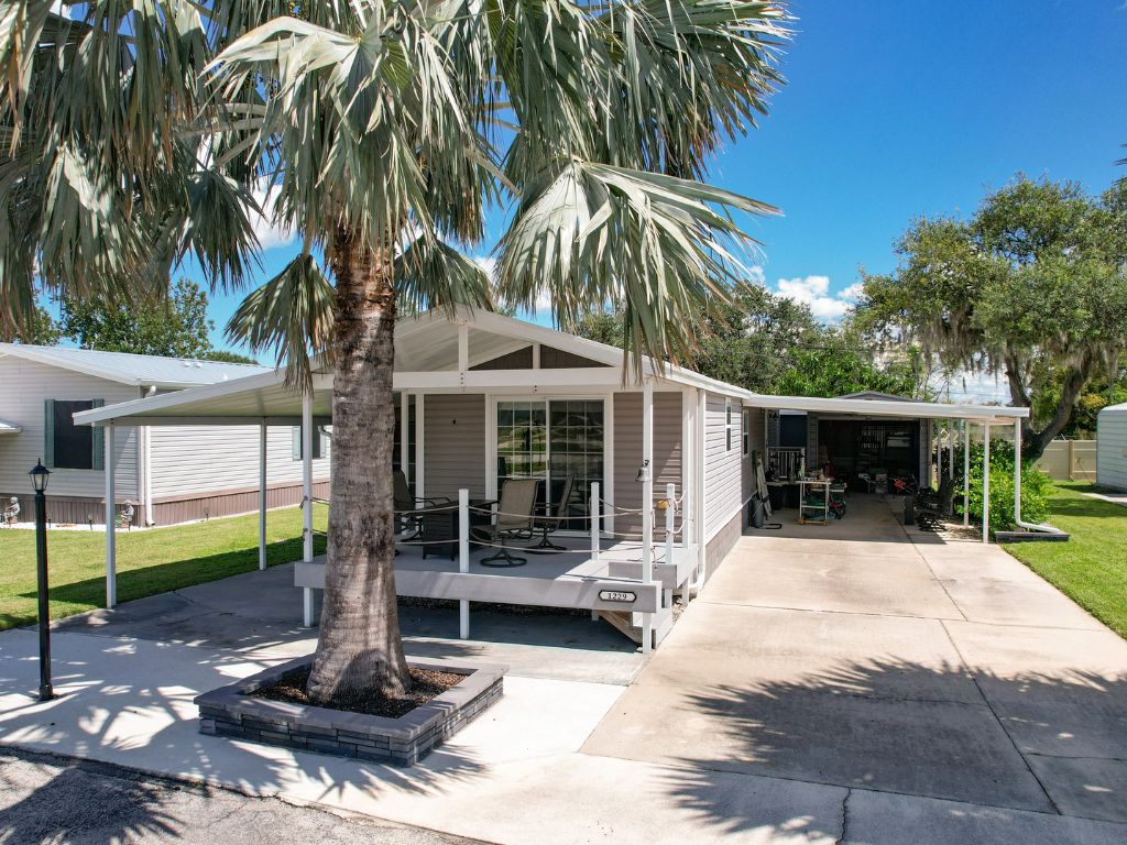 1229 Arizona Avenue, Frostproof, Florida 33843, 2 Bedrooms Bedrooms, ,2 BathroomsBathrooms,55-Plus Mobile Home,For Sale,Arizona Avenue,4124