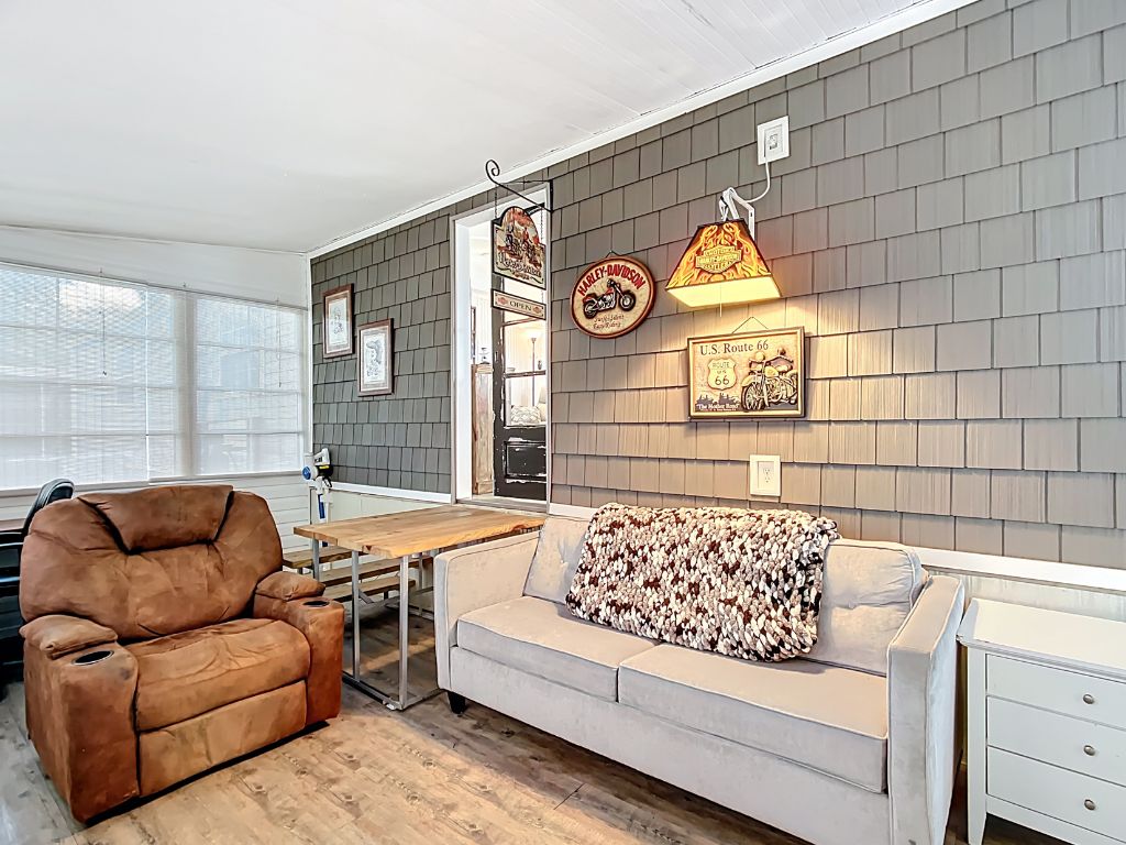 1229 Arizona Avenue, Frostproof, Florida 33843, 2 Bedrooms Bedrooms, ,2 BathroomsBathrooms,55-Plus Mobile Home,For Sale,Arizona Avenue,4124