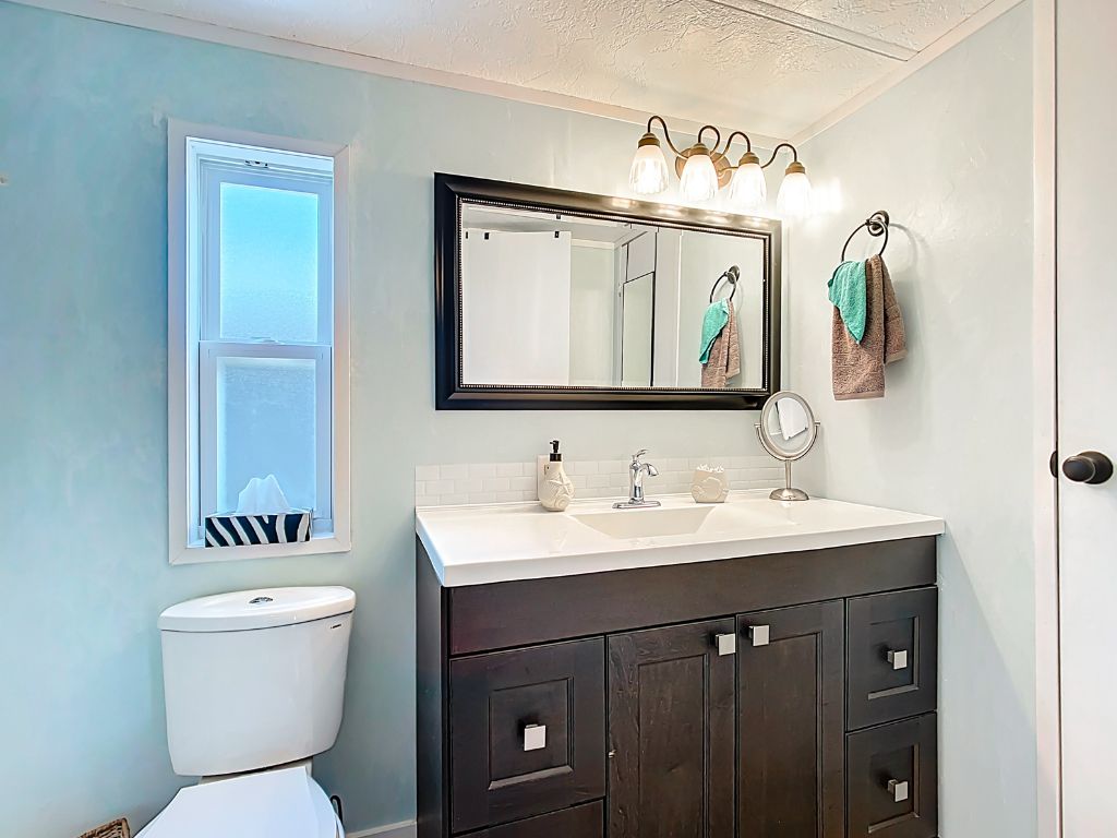 1229 Arizona Avenue, Frostproof, Florida 33843, 2 Bedrooms Bedrooms, ,2 BathroomsBathrooms,55-Plus Mobile Home,For Sale,Arizona Avenue,4124