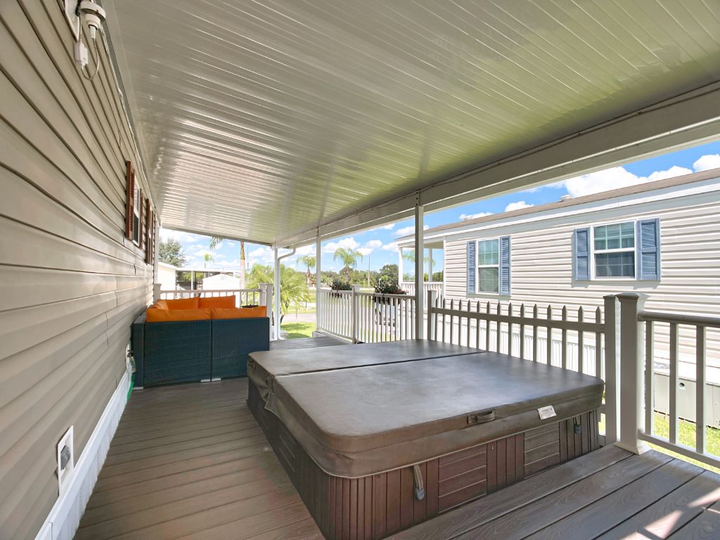 1719 Kentucky Avenue, Frostproof, Florida 33843, 1 Bedroom Bedrooms, ,1 BathroomBathrooms,55-Plus Mobile Home,For Sale,Kentucky Avenue,4125