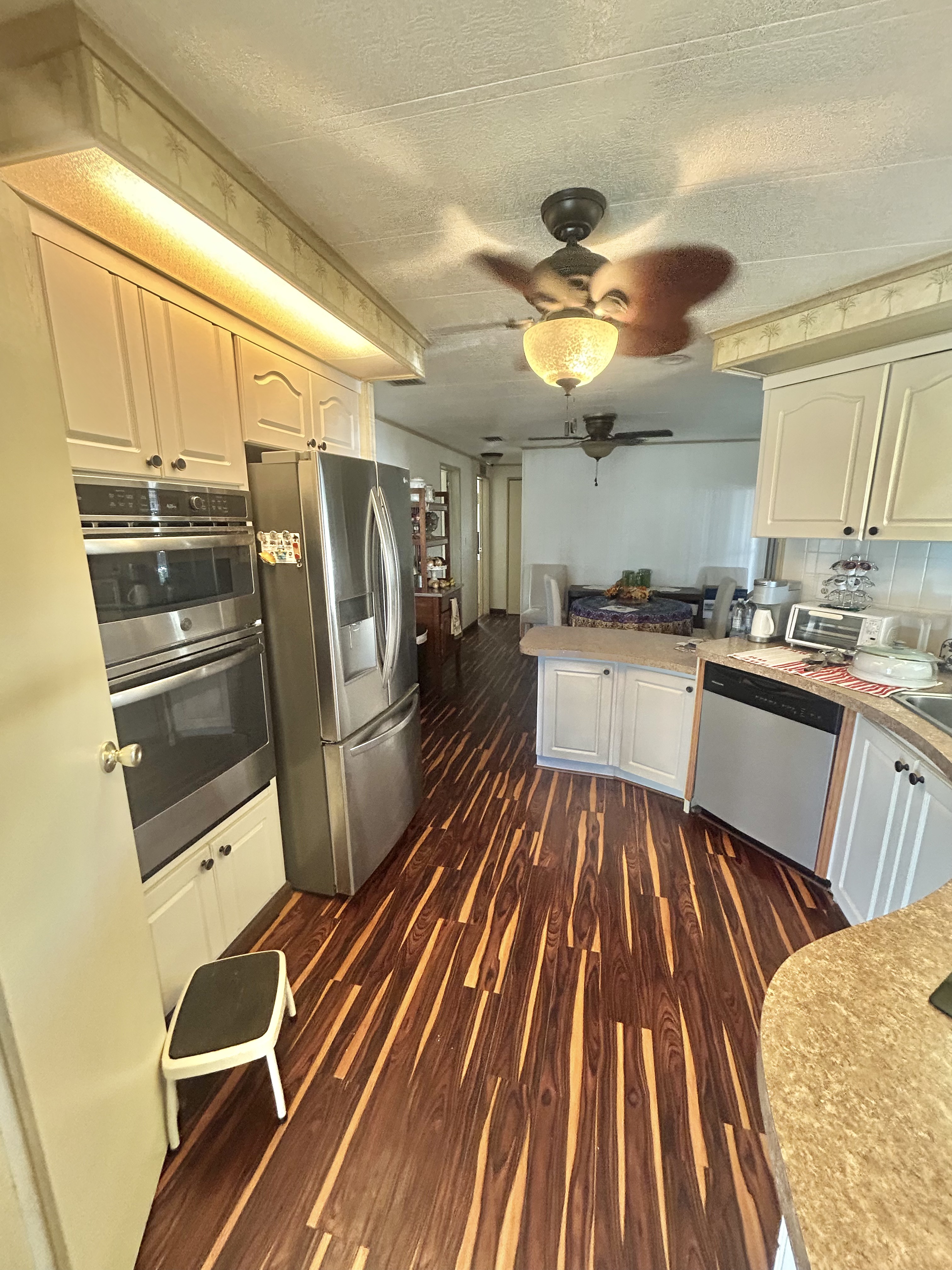 893 Zacapa Avenue, Venice, Florida 34285, 2 Bedrooms Bedrooms, ,2 BathroomsBathrooms,55-Plus Mobile Home,For Sale,Zacapa Avenue,4128