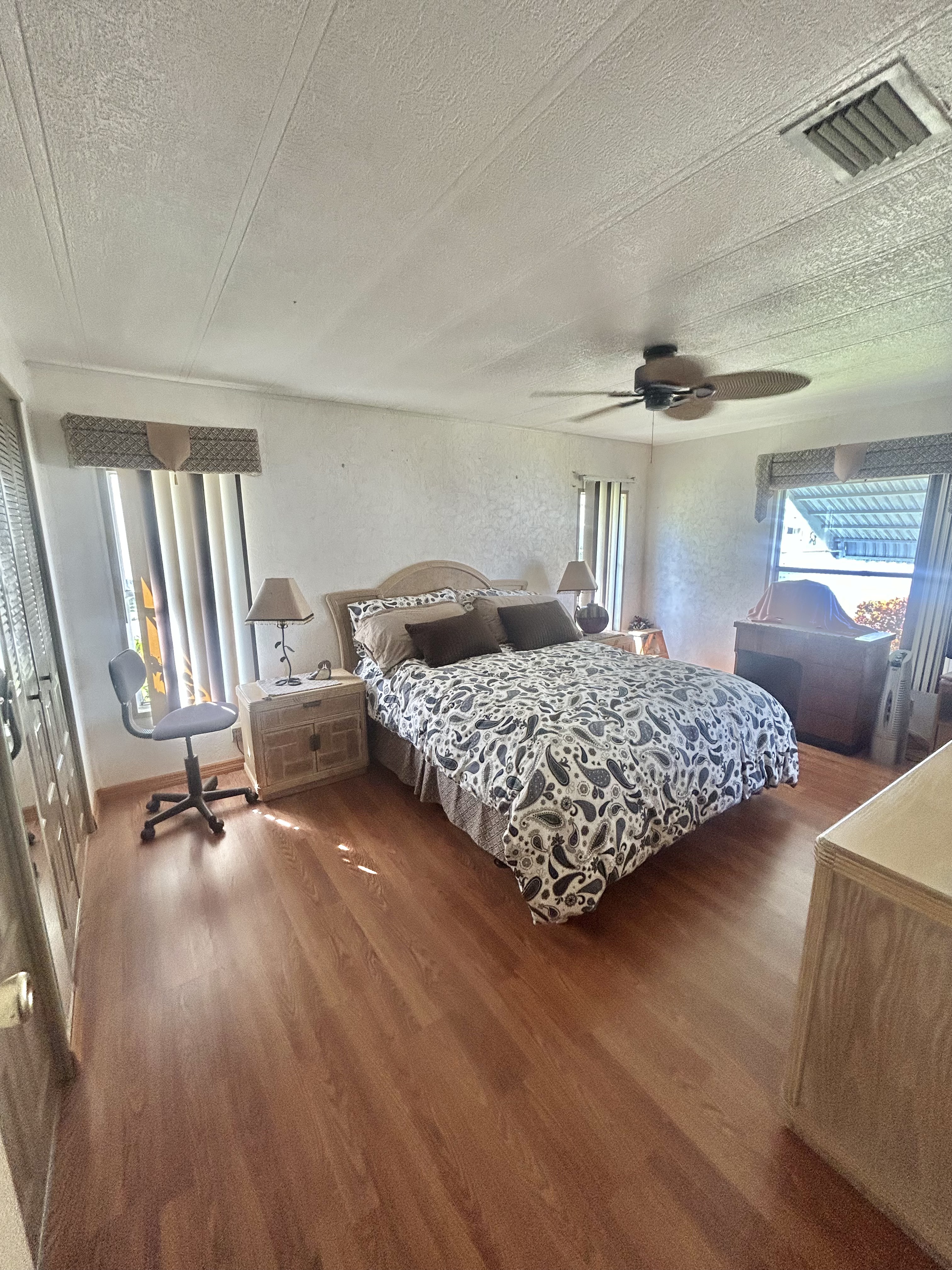 893 Zacapa Avenue, Venice, Florida 34285, 2 Bedrooms Bedrooms, ,2 BathroomsBathrooms,55-Plus Mobile Home,For Sale,Zacapa Avenue,4128