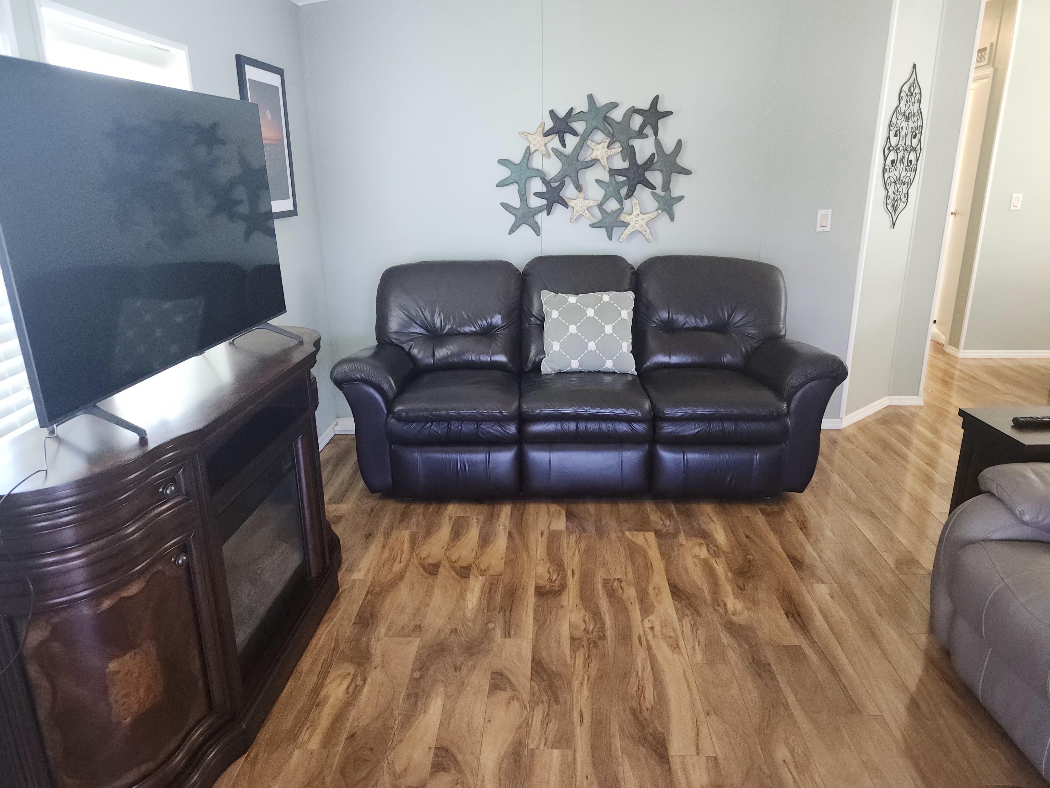 131 Redwood Lane N, Largo, Florida 33770, 2 Bedrooms Bedrooms, ,2 BathroomsBathrooms,55-Plus Mobile Home,For Sale,Redwood Lane N,4129