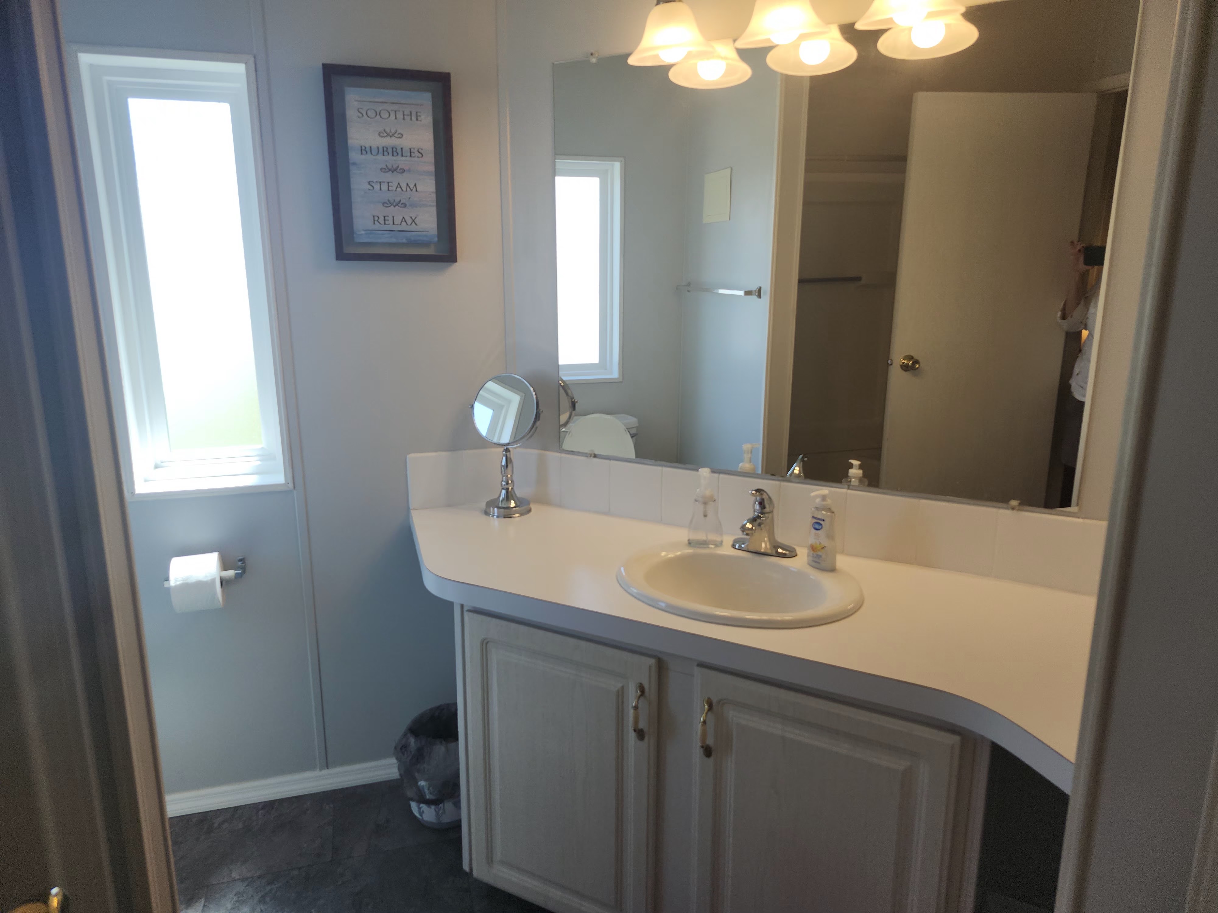 131 Redwood Lane N, Largo, Florida 33770, 2 Bedrooms Bedrooms, ,2 BathroomsBathrooms,55-Plus Mobile Home,For Sale,Redwood Lane N,4129