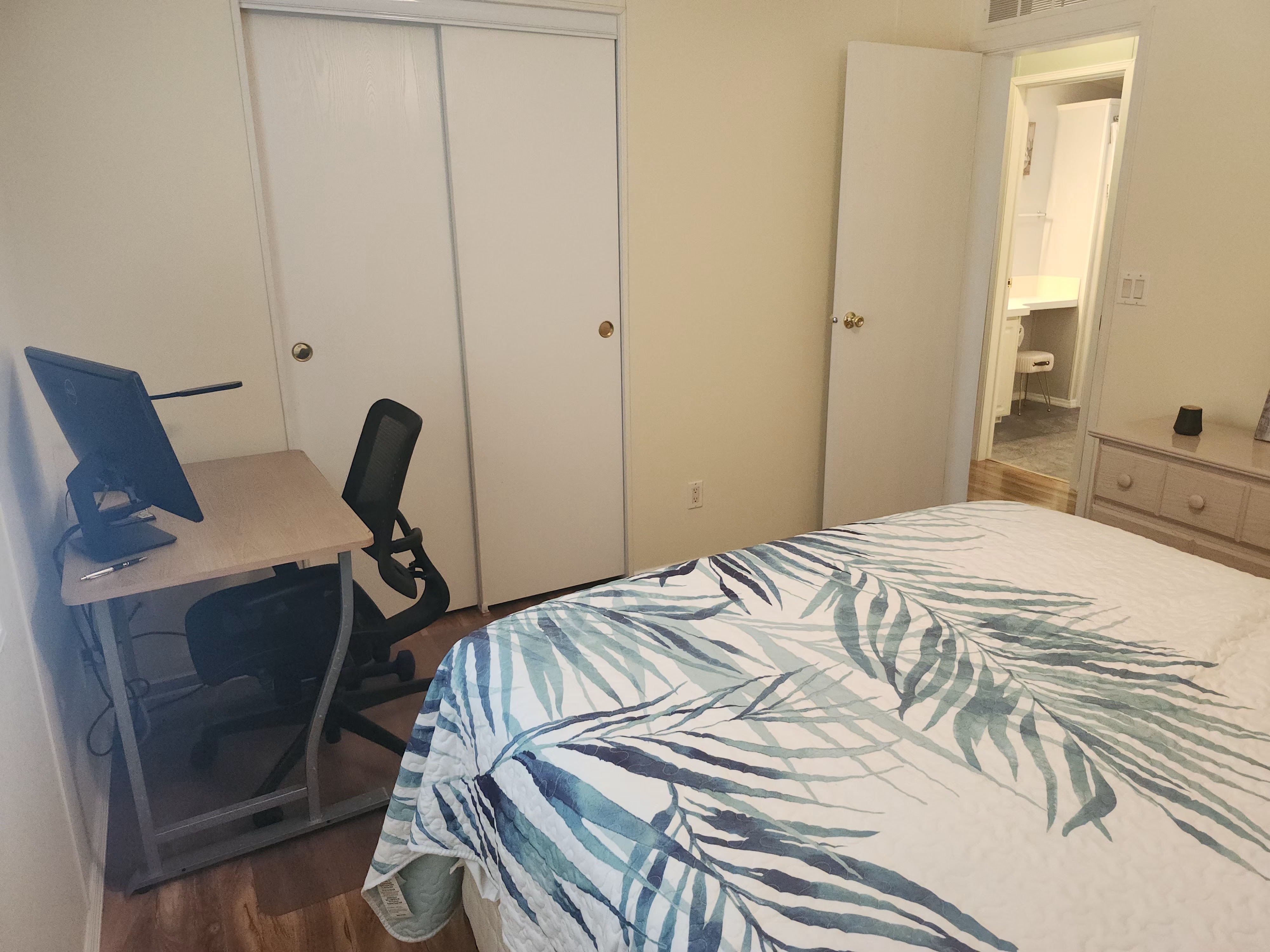 131 Redwood Lane N, Largo, Florida 33770, 2 Bedrooms Bedrooms, ,2 BathroomsBathrooms,55-Plus Mobile Home,For Sale,Redwood Lane N,4129