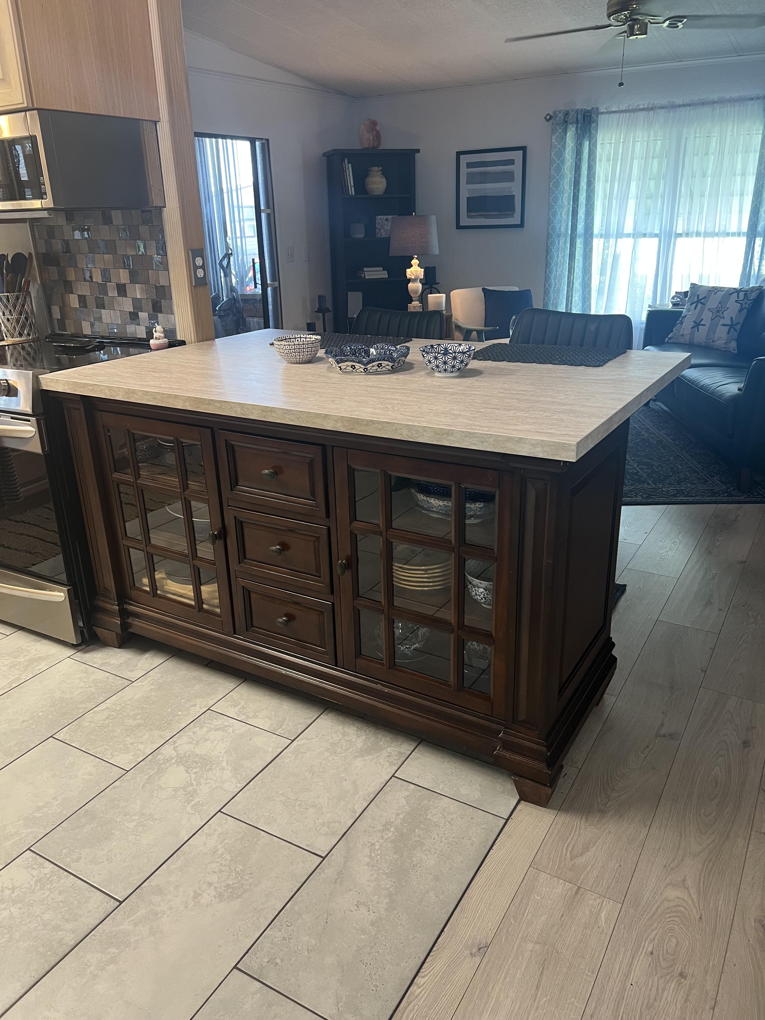 5700 Bayshore Road, Lot 818, Palmetto, Florida 34221, 2 Bedrooms Bedrooms, ,2 BathroomsBathrooms,55-Plus Mobile Home,For Sale,Bayshore Road, Lot 818,4132