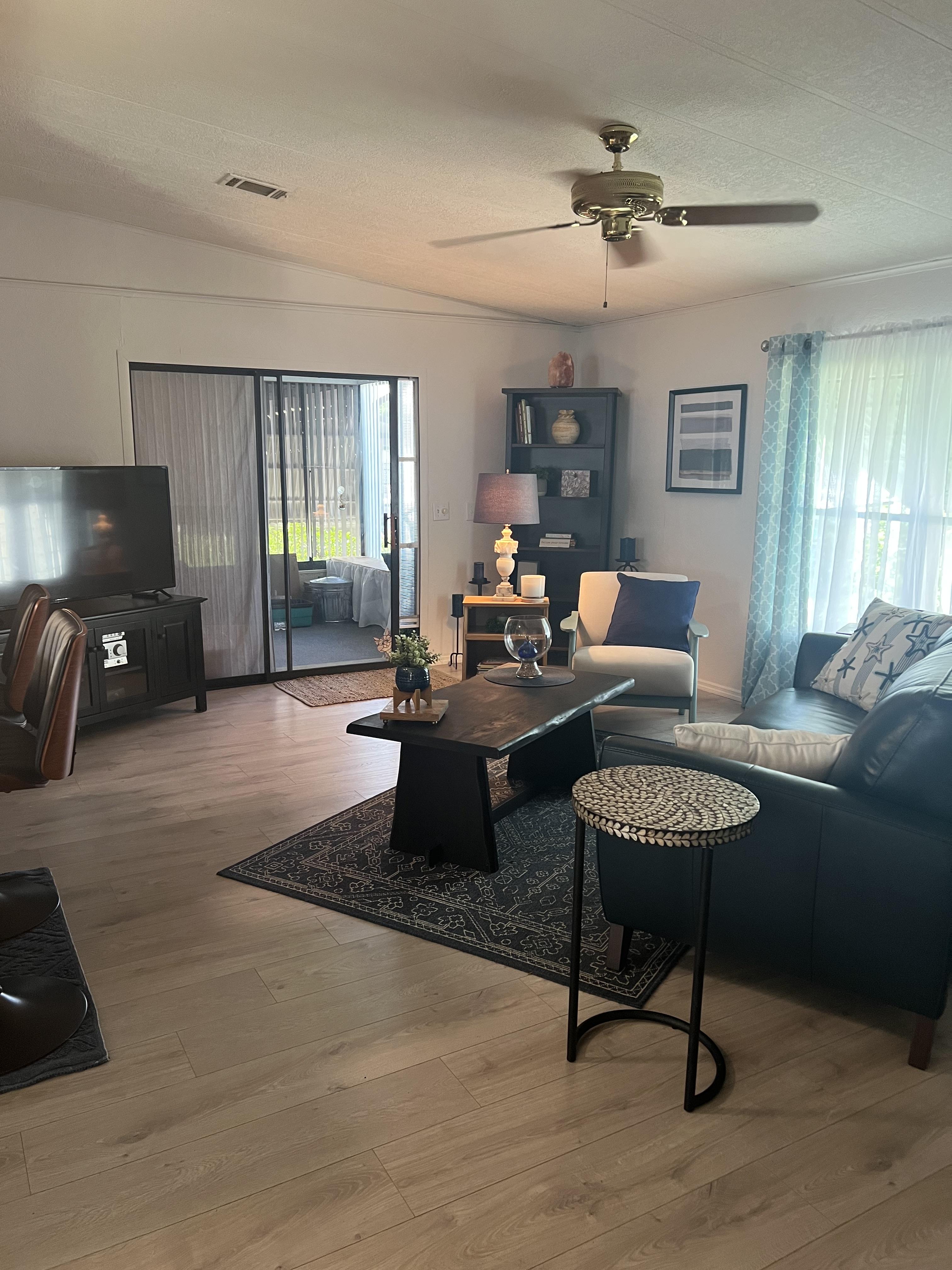 5700 Bayshore Road, Lot 818, Palmetto, Florida 34221, 2 Bedrooms Bedrooms, ,2 BathroomsBathrooms,55-Plus Mobile Home,For Sale,Bayshore Road, Lot 818,4132