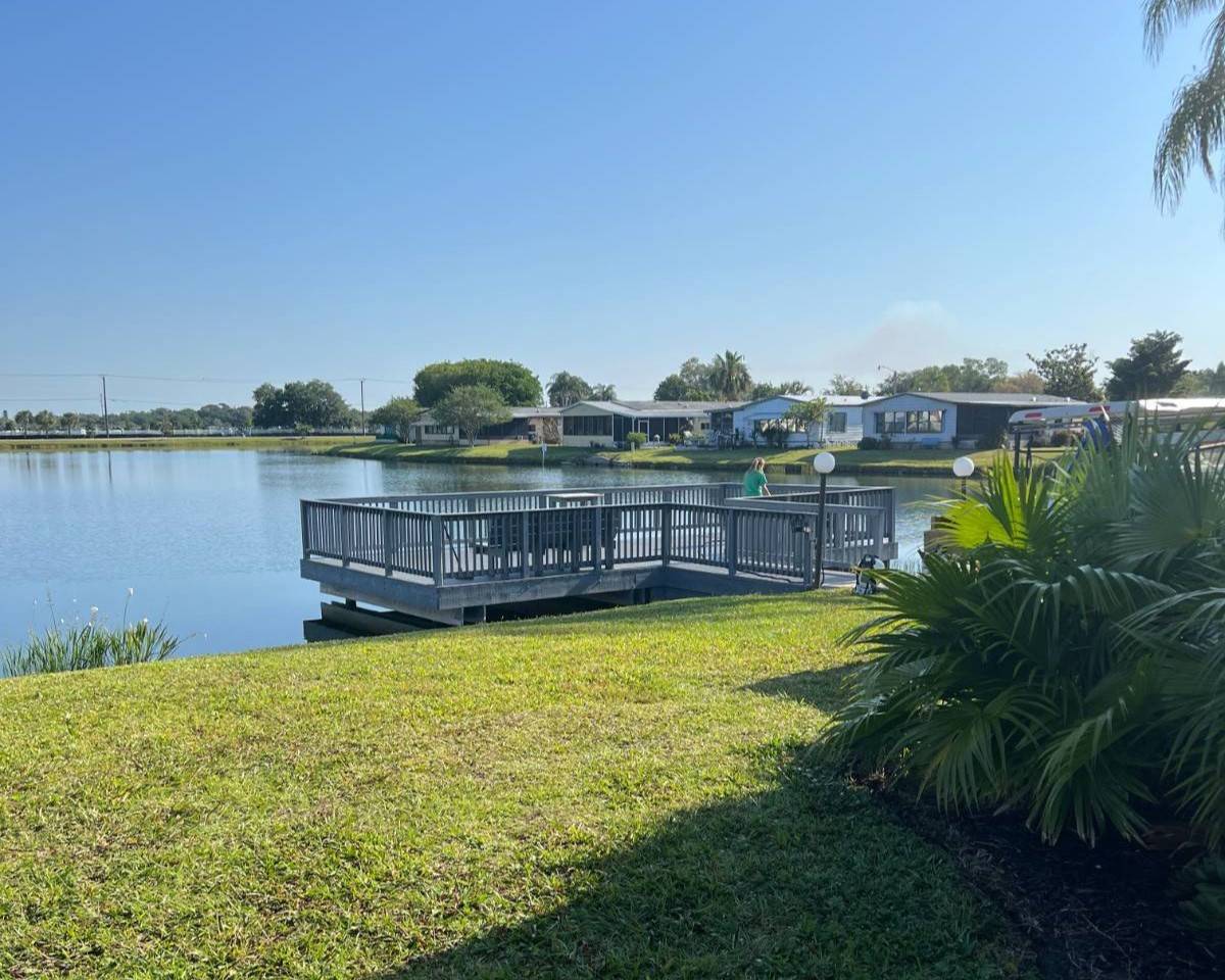 5700 Bayshore Road, Lot 818, Palmetto, Florida 34221, 2 Bedrooms Bedrooms, ,2 BathroomsBathrooms,55-Plus Mobile Home,For Sale,Bayshore Road, Lot 818,4132
