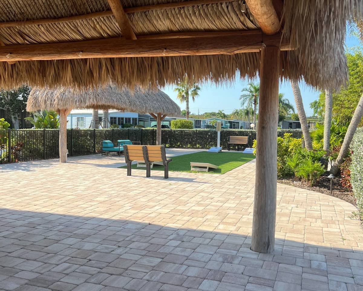 5700 Bayshore Road, Lot 818, Palmetto, Florida 34221, 2 Bedrooms Bedrooms, ,2 BathroomsBathrooms,55-Plus Mobile Home,For Sale,Bayshore Road, Lot 818,4132