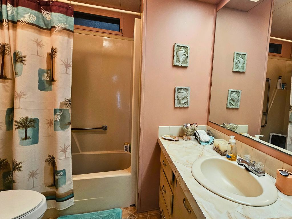 508 44th Avenue E, Lot C24, Bradenton, Florida 34203, 2 Bedrooms Bedrooms, ,2 BathroomsBathrooms,55-Plus Mobile Home,For Sale,44th Avenue E, Lot C24,4135